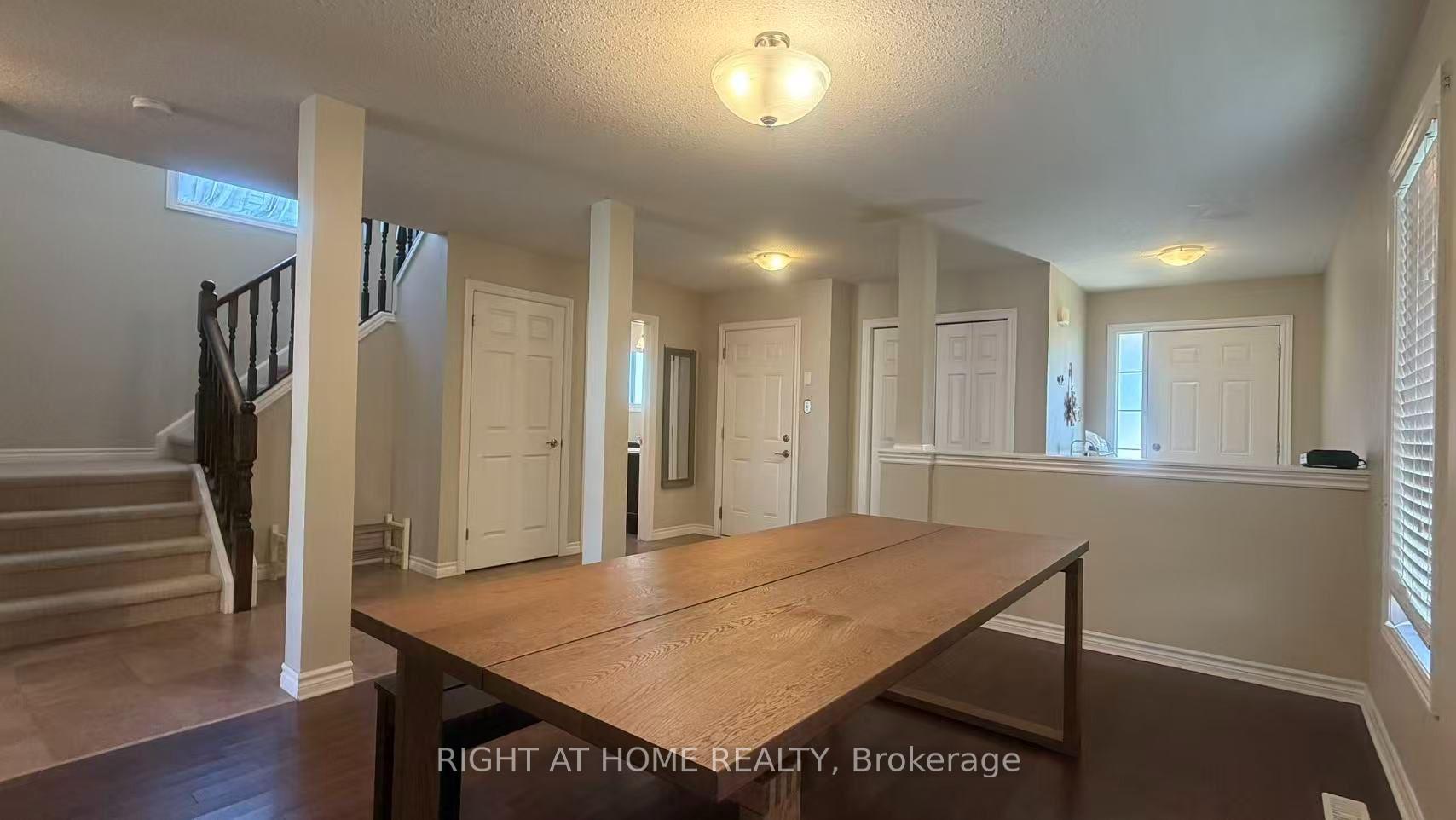 Photo 4 of 1189 Lawson Road, London, North I — HOMEH