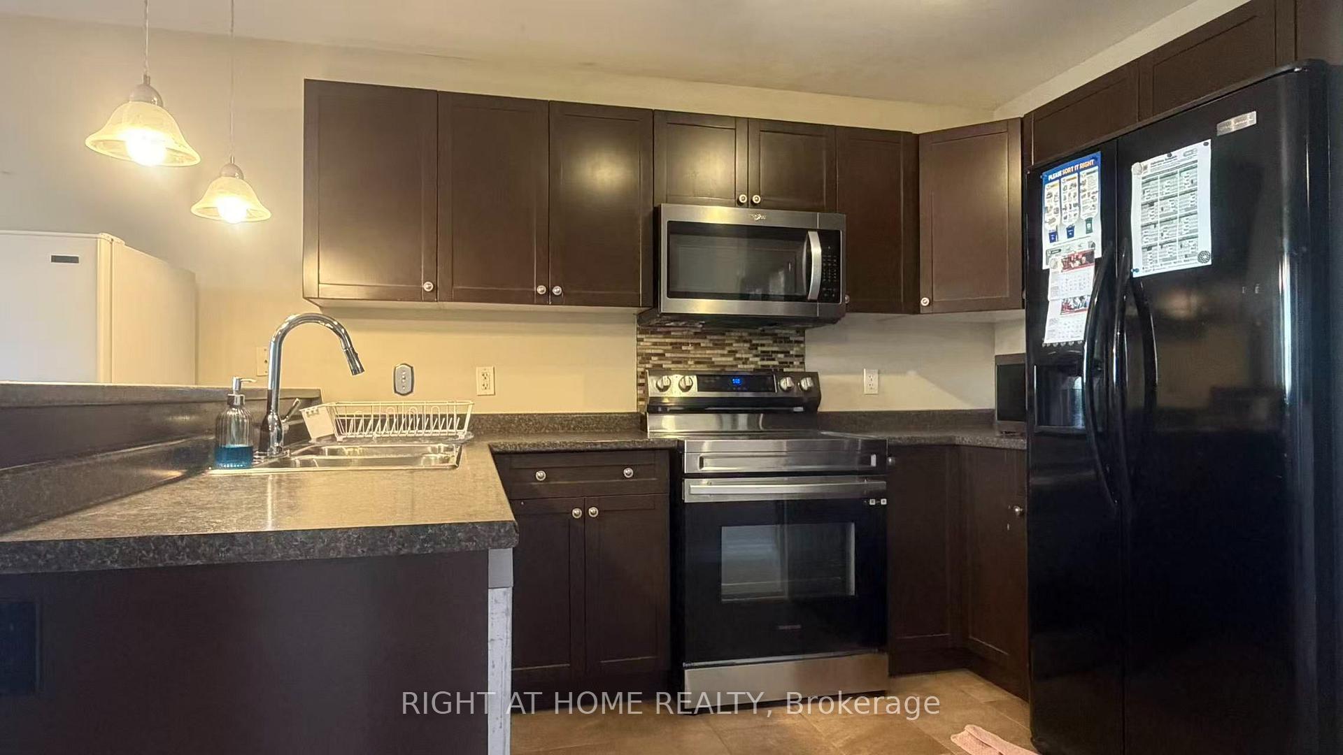 Photo 10 of 1189 Lawson Road, London, North I — HOMEH
