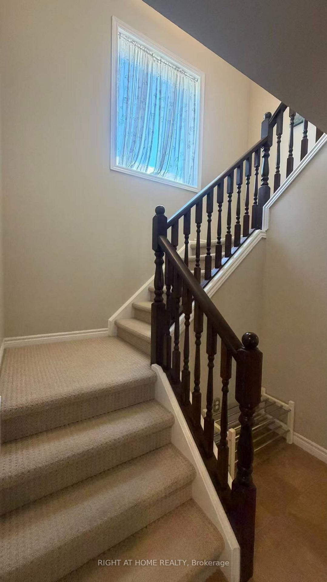 Photo 13 of 1189 Lawson Road, London, North I — HOMEH