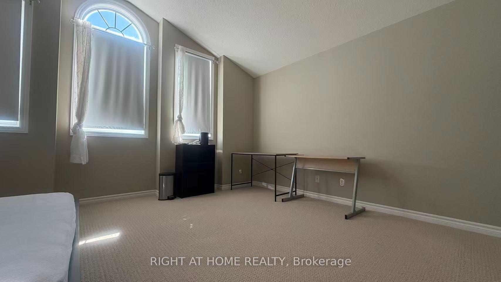Photo 15 of 1189 Lawson Road, London, North I — HOMEH