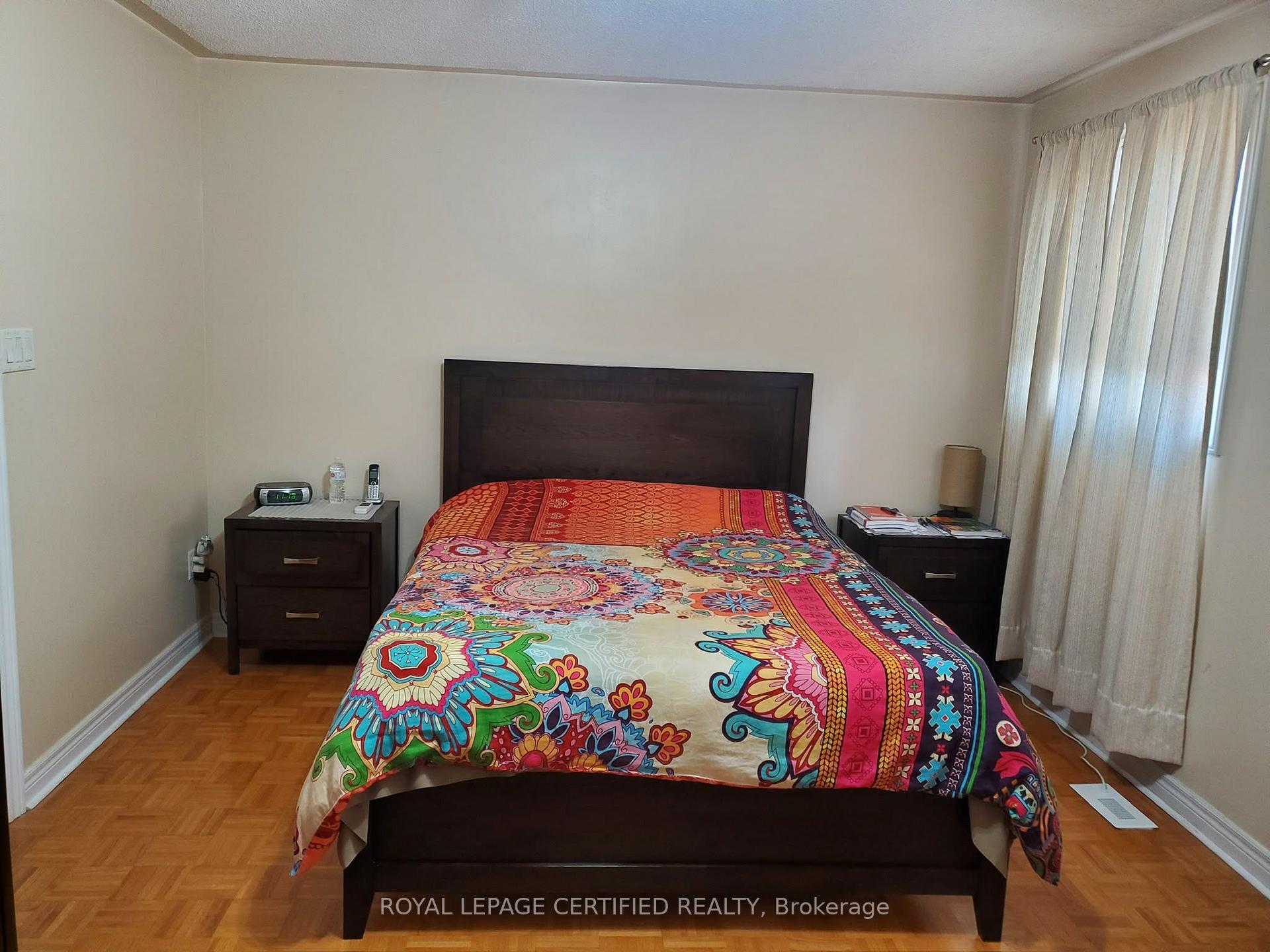 Photo 9 of Unit Upper Level, 35 Citadel Crescent, Brampton, Vales of Castlemore North — HOMEH
