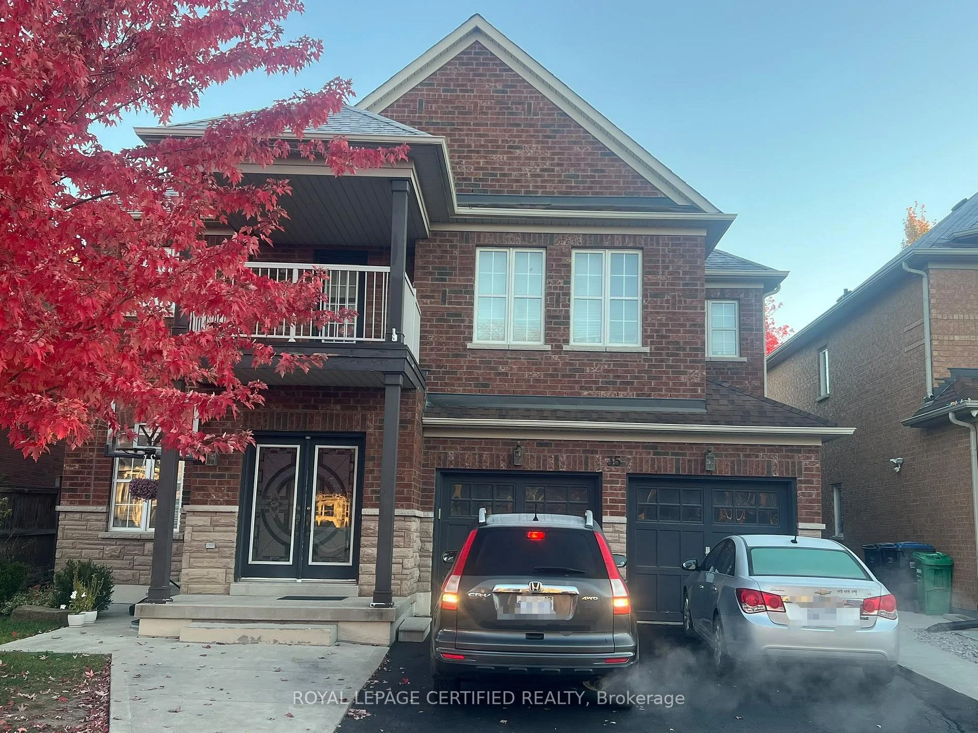 Photo of Unit Upper Level, 35 Citadel Crescent