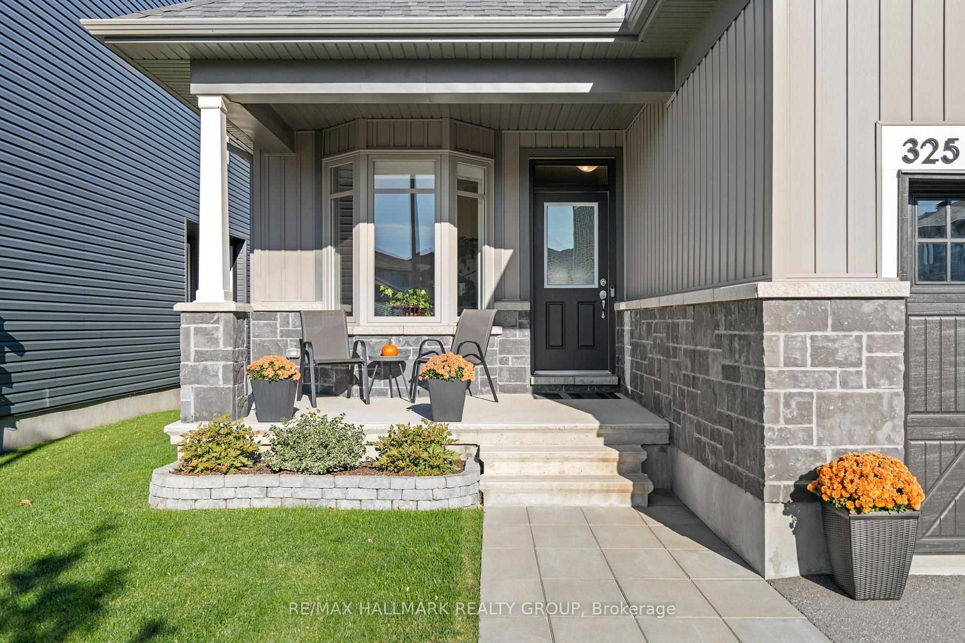 Photo 2 of 325 Spreadwing Way, Ottawa, Blossom Park/Kemp Park/Findlay Creek — HOMEH