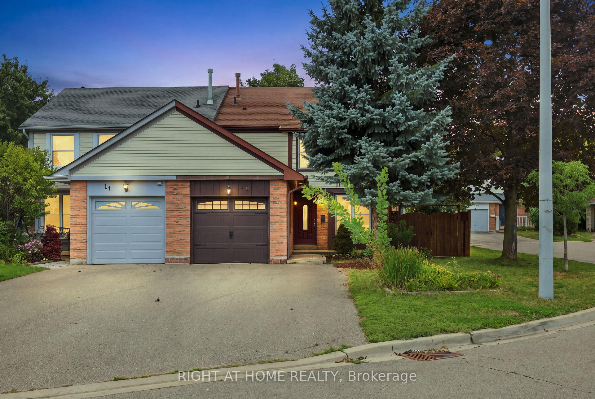 Photo 1 of 16 Kindle Court, Brampton, Heart Lake West — HOMEH