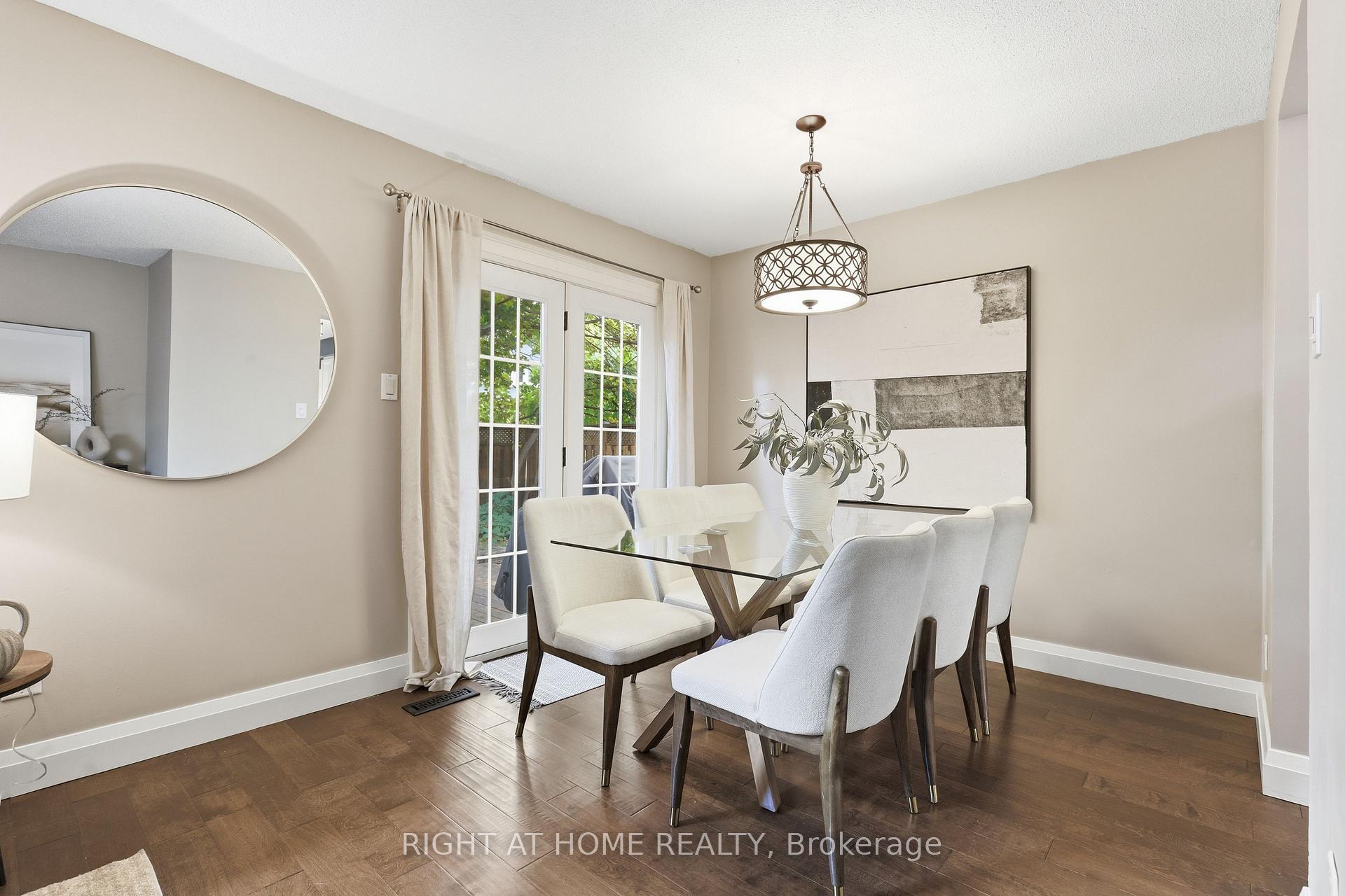 Photo 6 of 16 Kindle Court, Brampton, Heart Lake West — HOMEH