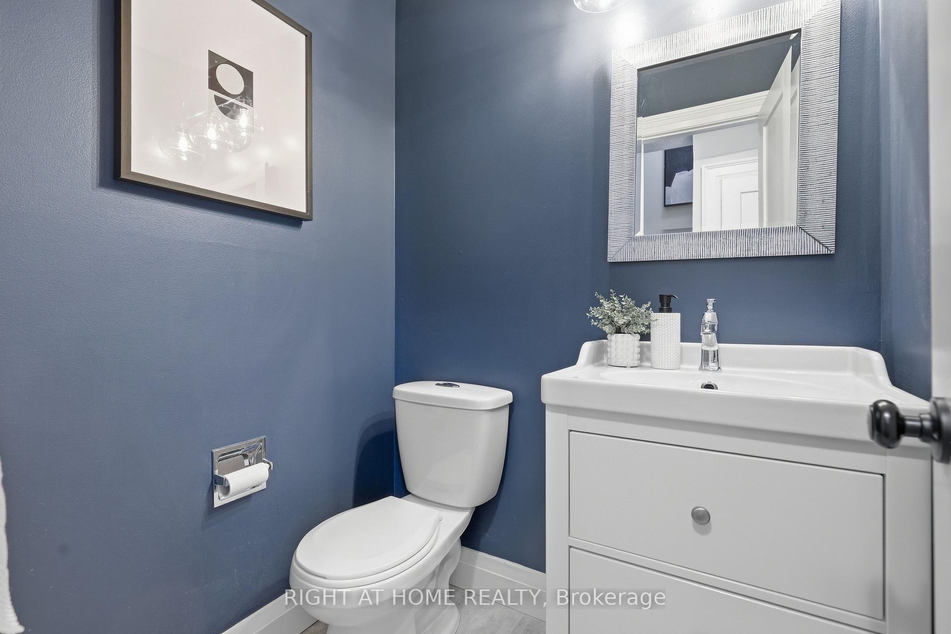 Photo 13 of 16 Kindle Court, Brampton, Heart Lake West — HOMEH