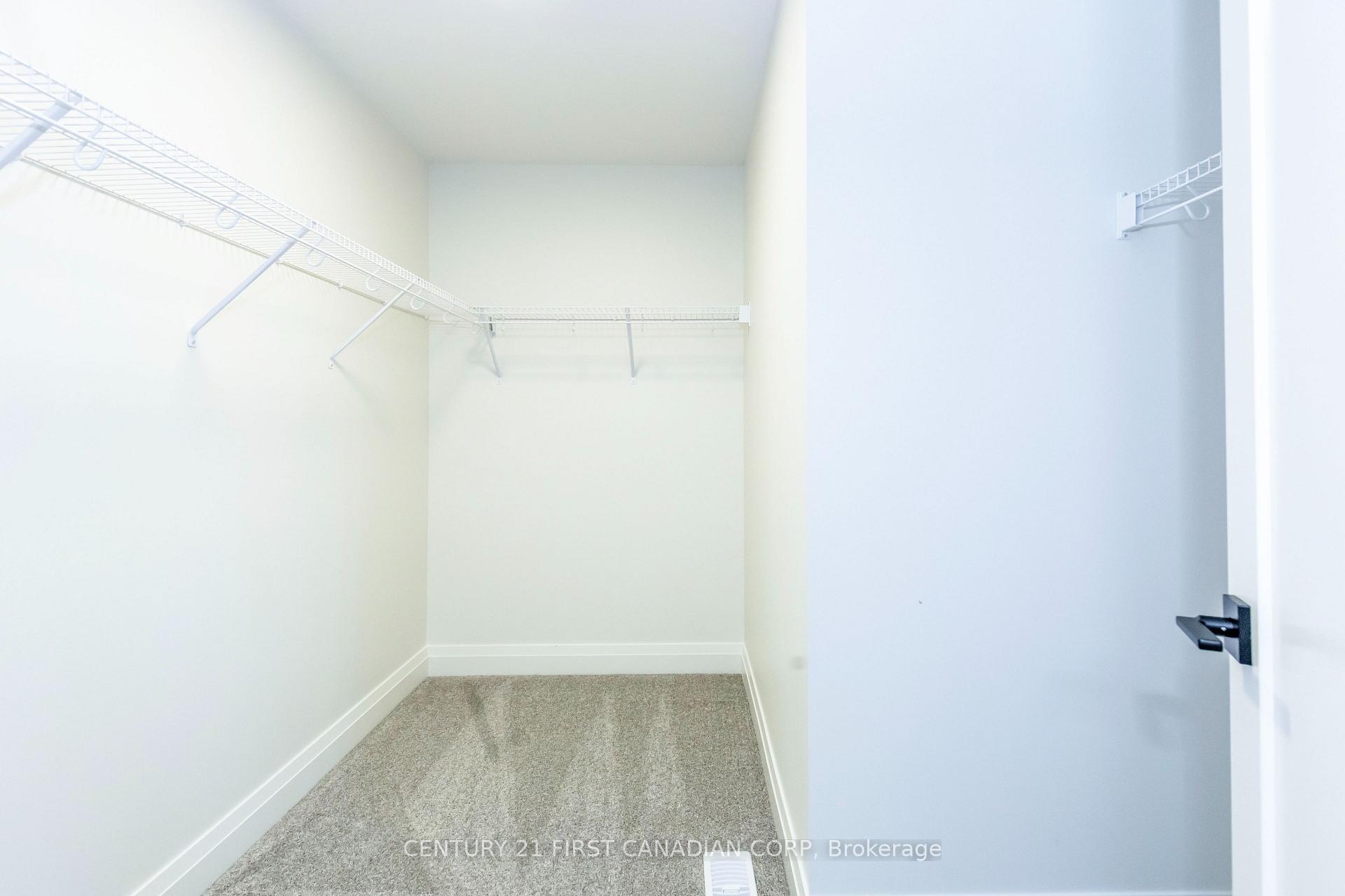 Photo 24 of 245 Hesselman Crescent, London, South U — HOMEH