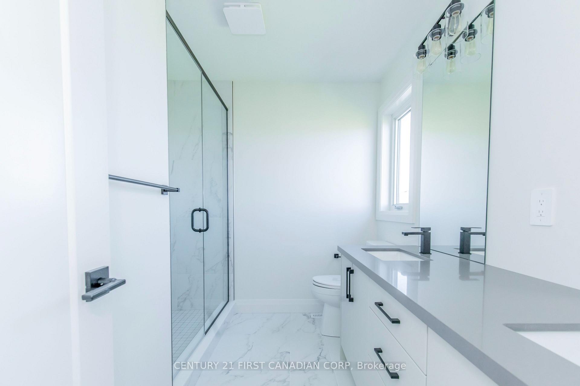 Photo 25 of 245 Hesselman Crescent, London, South U — HOMEH