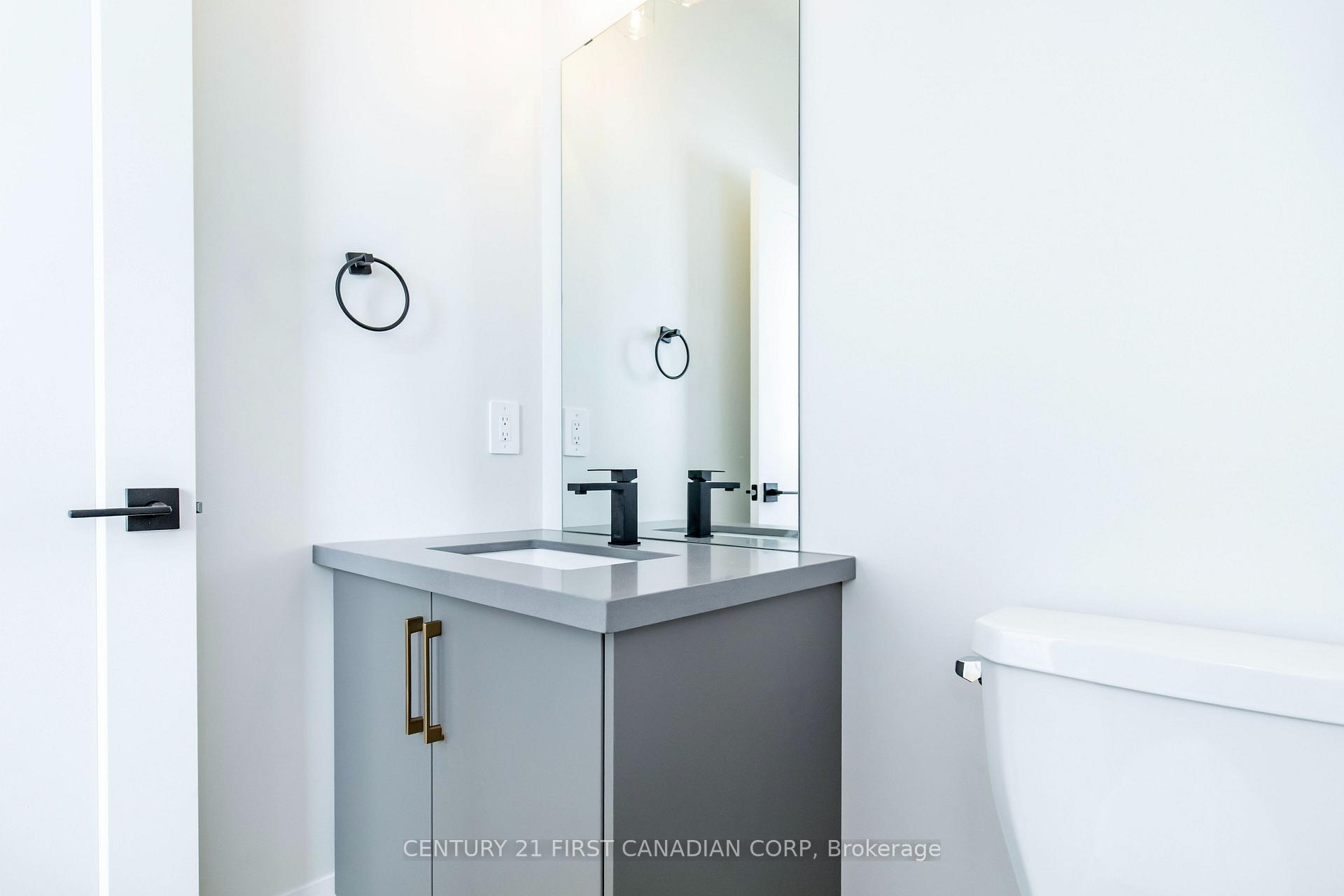 Photo 27 of 245 Hesselman Crescent, London, South U — HOMEH