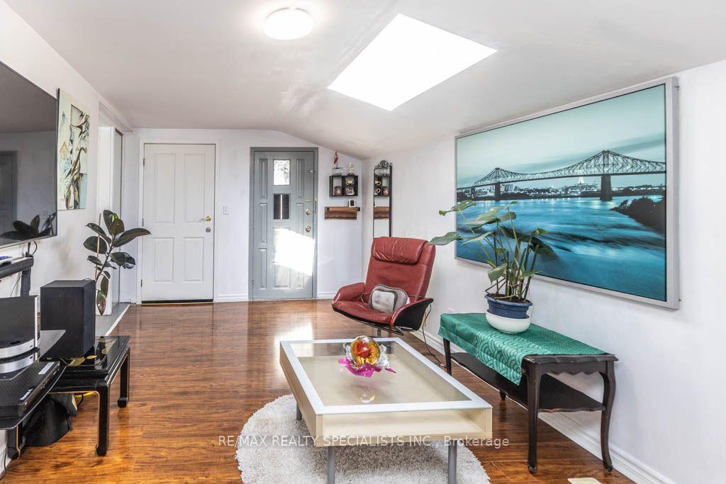Photo 2 of 124 Roebuck Drive, Scarborough, Kennedy Park — HOMEH