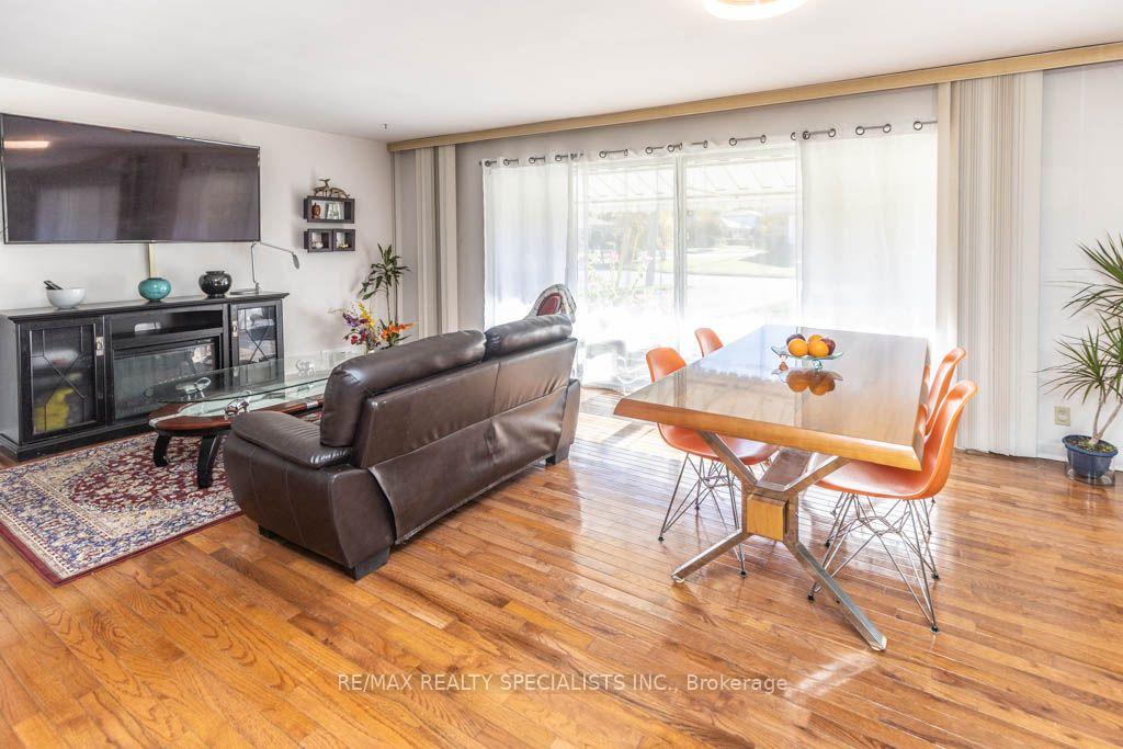 Photo 6 of 124 Roebuck Drive, Scarborough, Kennedy Park — HOMEH