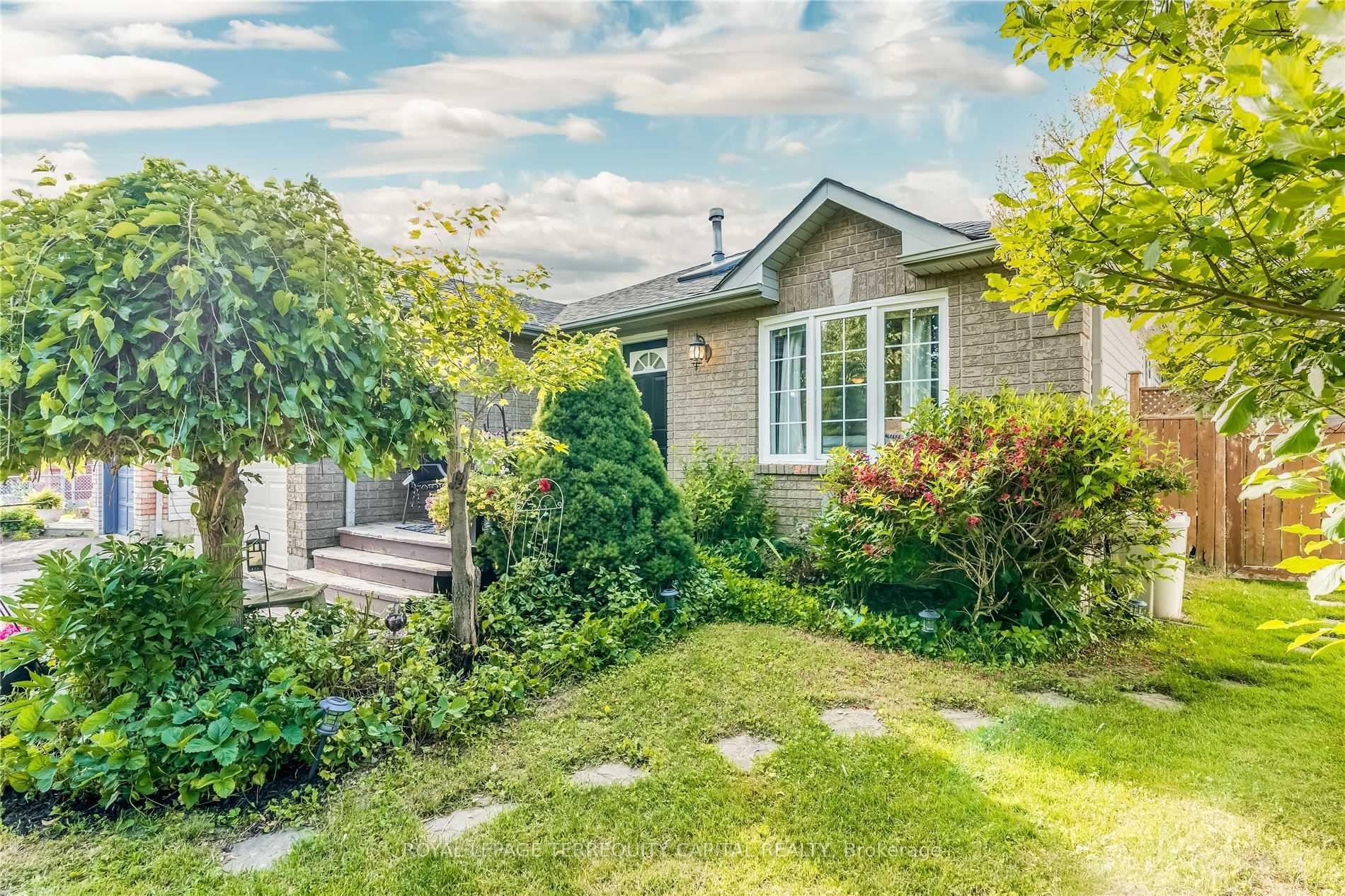 Photo 1 of Unit Lower, 25 Whitehorn Crescent, Barrie, Holly — HOMEH