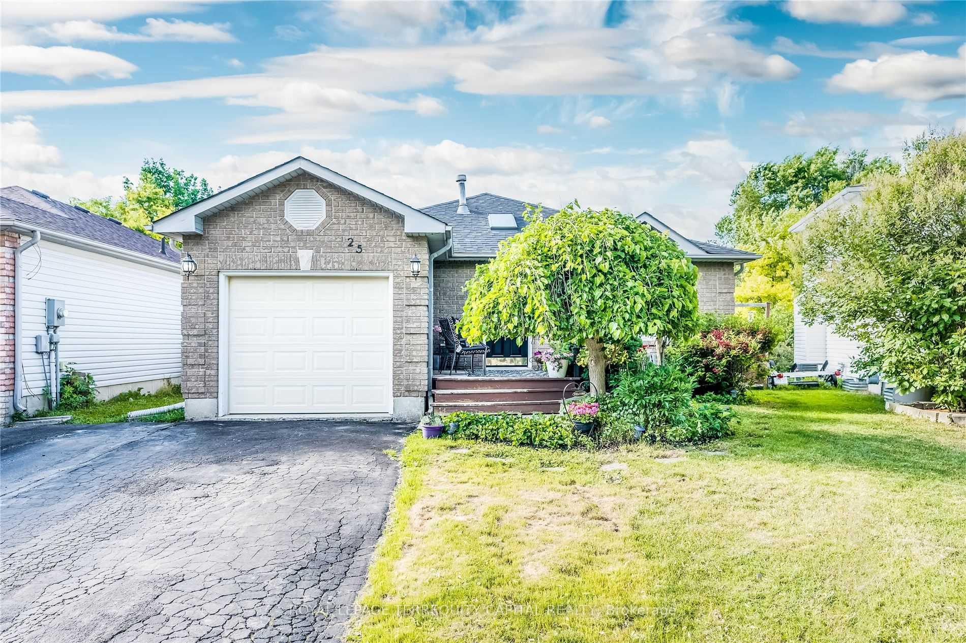 Photo 2 of Unit Lower, 25 Whitehorn Crescent, Barrie, Holly — HOMEH