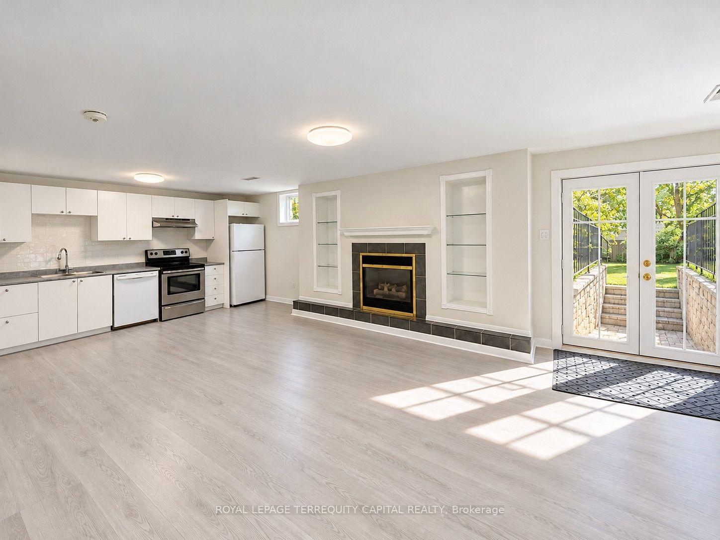 Photo 3 of Unit Lower, 25 Whitehorn Crescent, Barrie, Holly — HOMEH