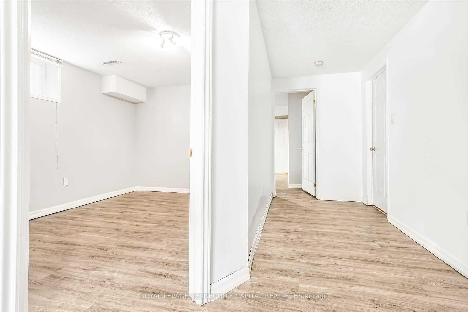 Photo 5 of Unit Lower, 25 Whitehorn Crescent, Barrie, Holly — HOMEH