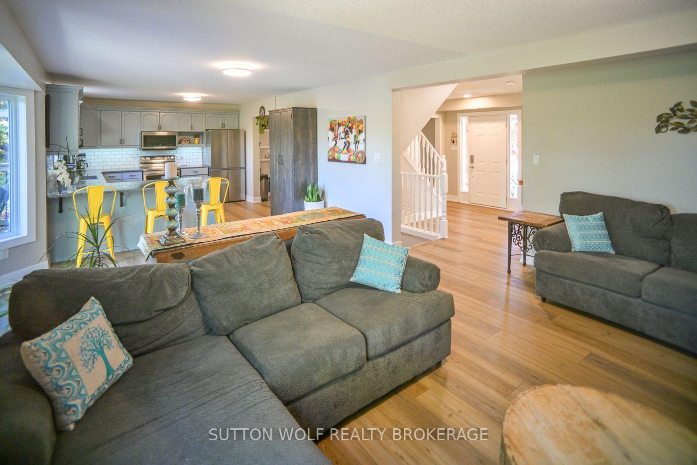 Photo 9 of 67 Willow Crescent, Strathroy-Caradoc, SE — HOMEH