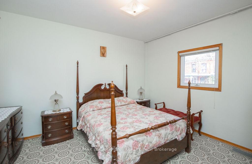 Photo 18 of 91 Pearl Street N, Hamilton, Strathcona — HOMEH