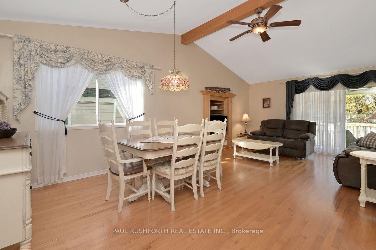 Photo 10 of 40 Roberge Crescent, Ottawa, Kanata - Katimavik — HOMEH