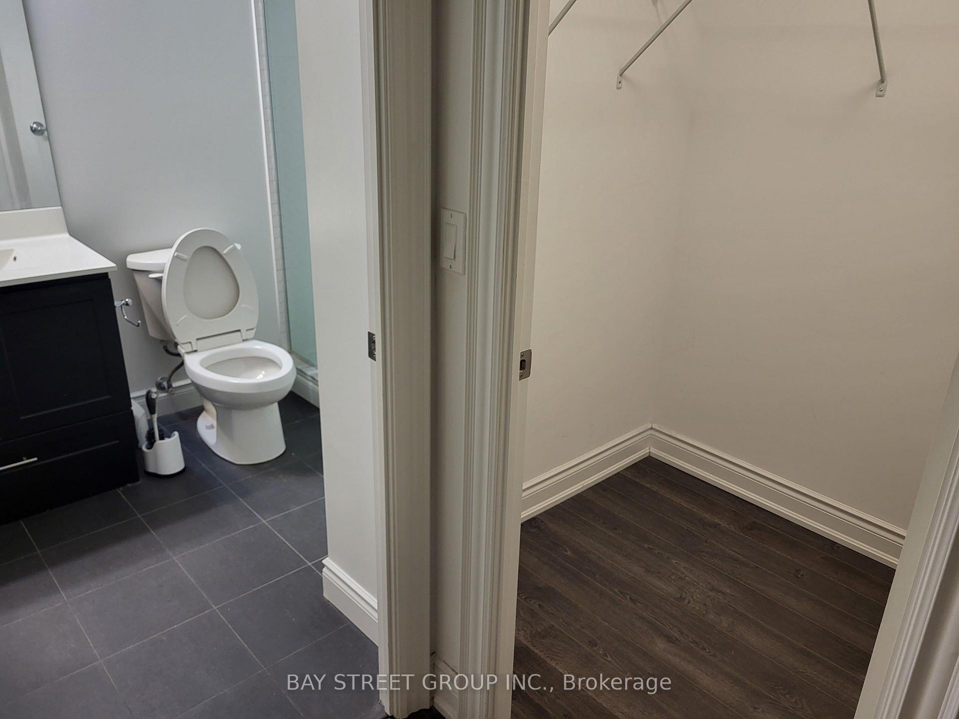 Photo 7 of Unit 611, 38 Cedarland Dr, Markham, Unionville — HOMEH