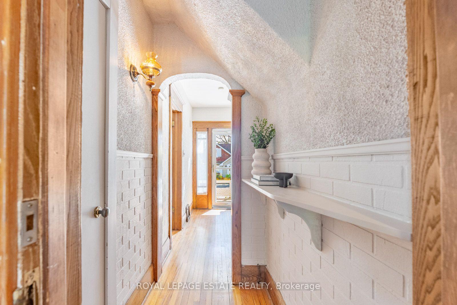 Photo 40 of 34 Bracken Avenue, Toronto, The Beaches — HOMEH