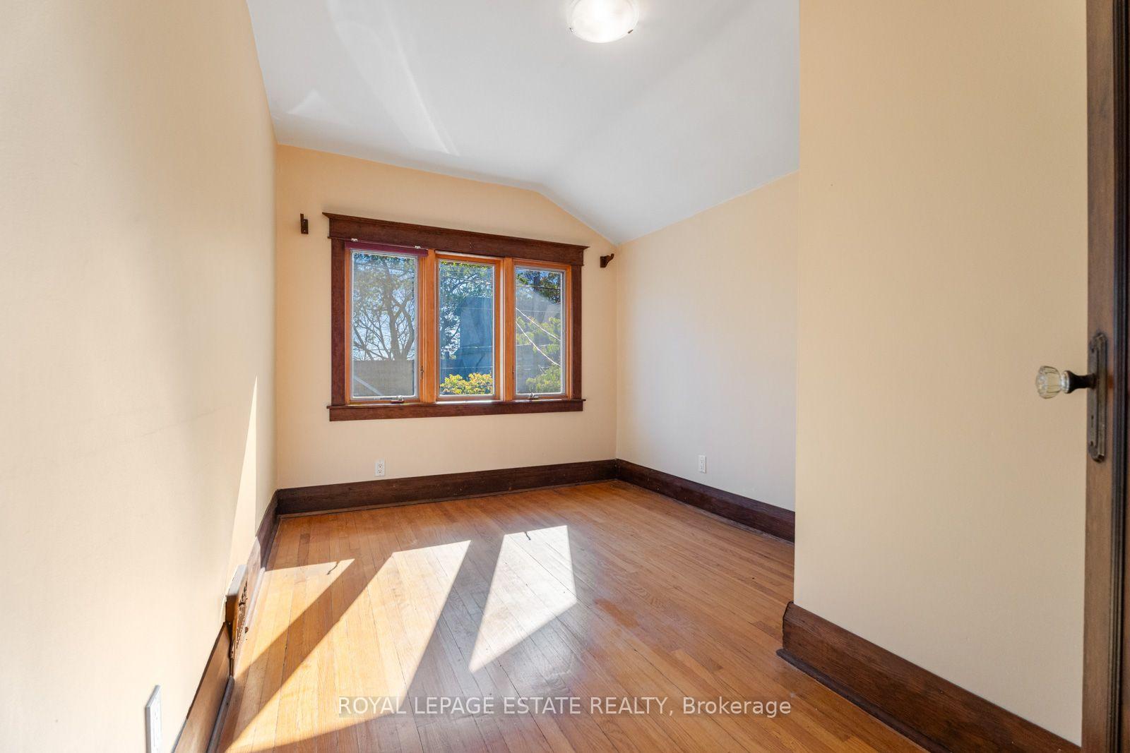 Photo 47 of 34 Bracken Avenue, Toronto, The Beaches — HOMEH