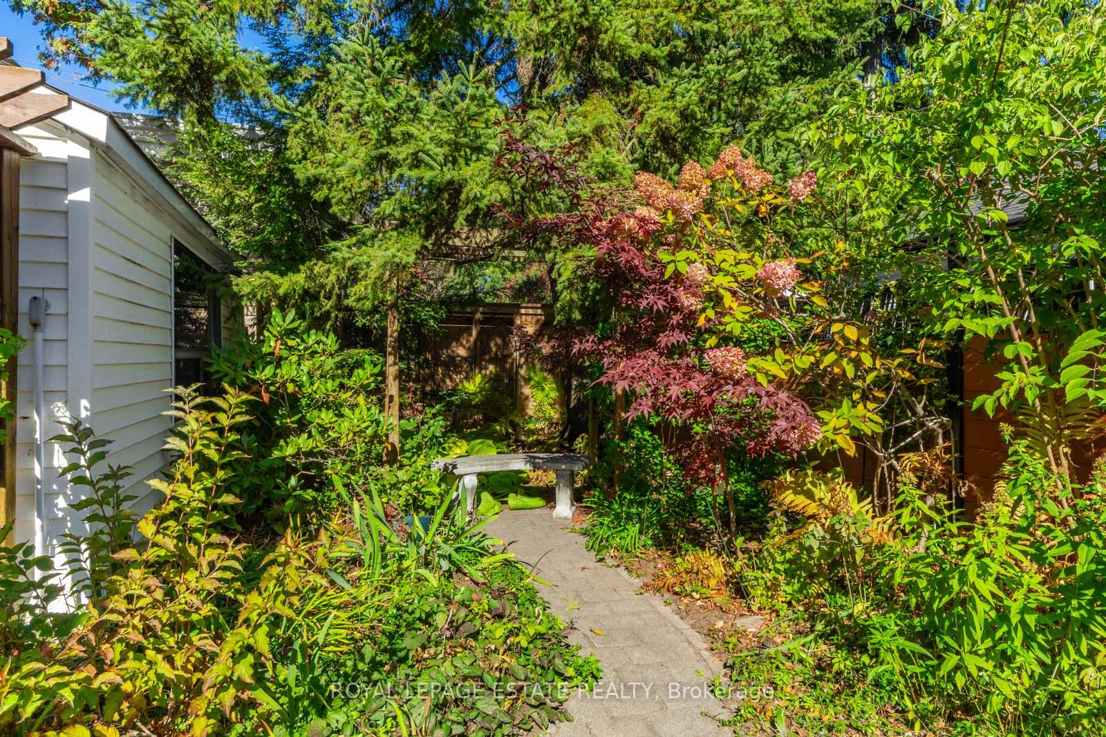Photo 87 of 34 Bracken Avenue, Toronto, The Beaches — HOMEH