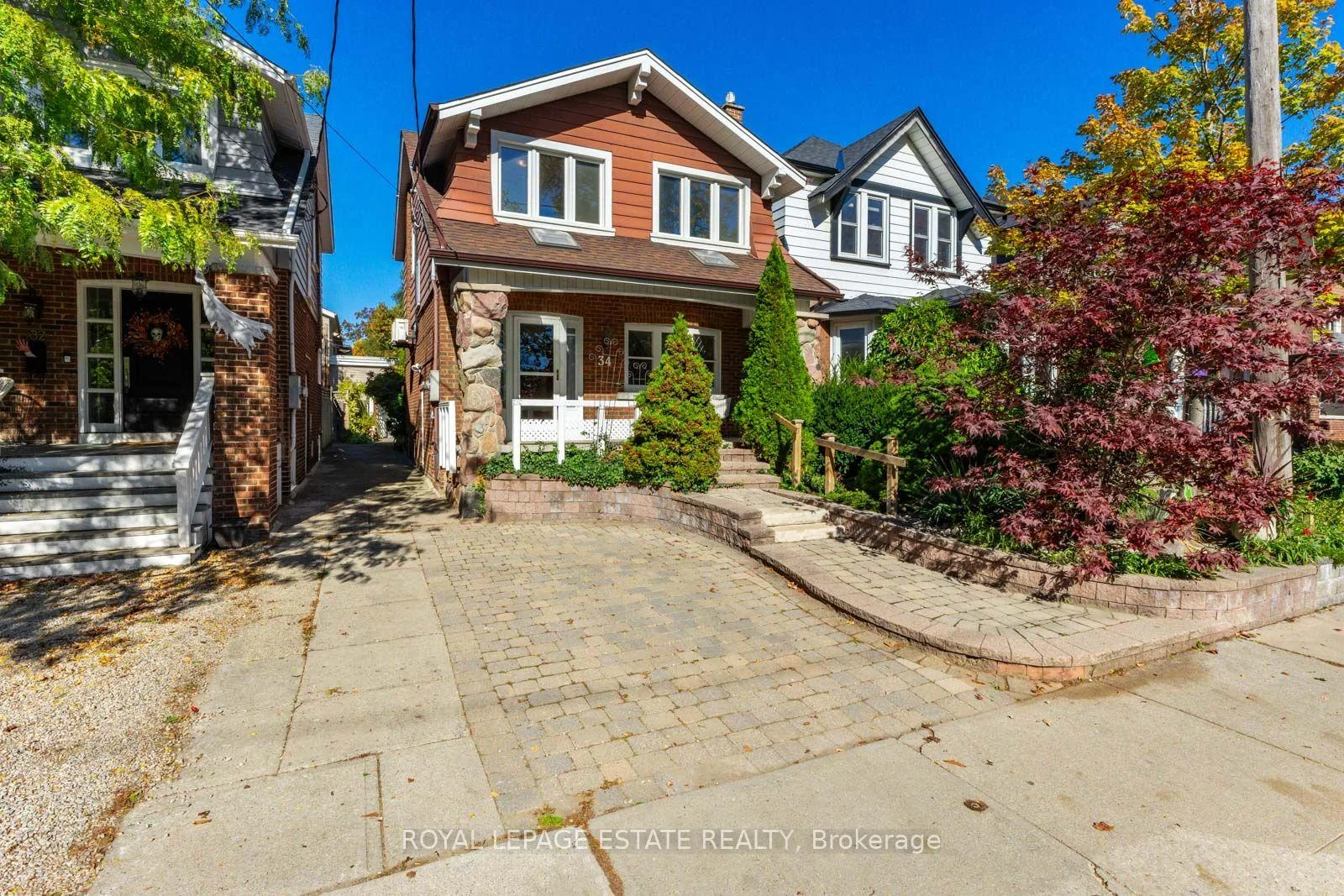 Photo 2 of 34 Bracken Avenue, Toronto, The Beaches — HOMEH