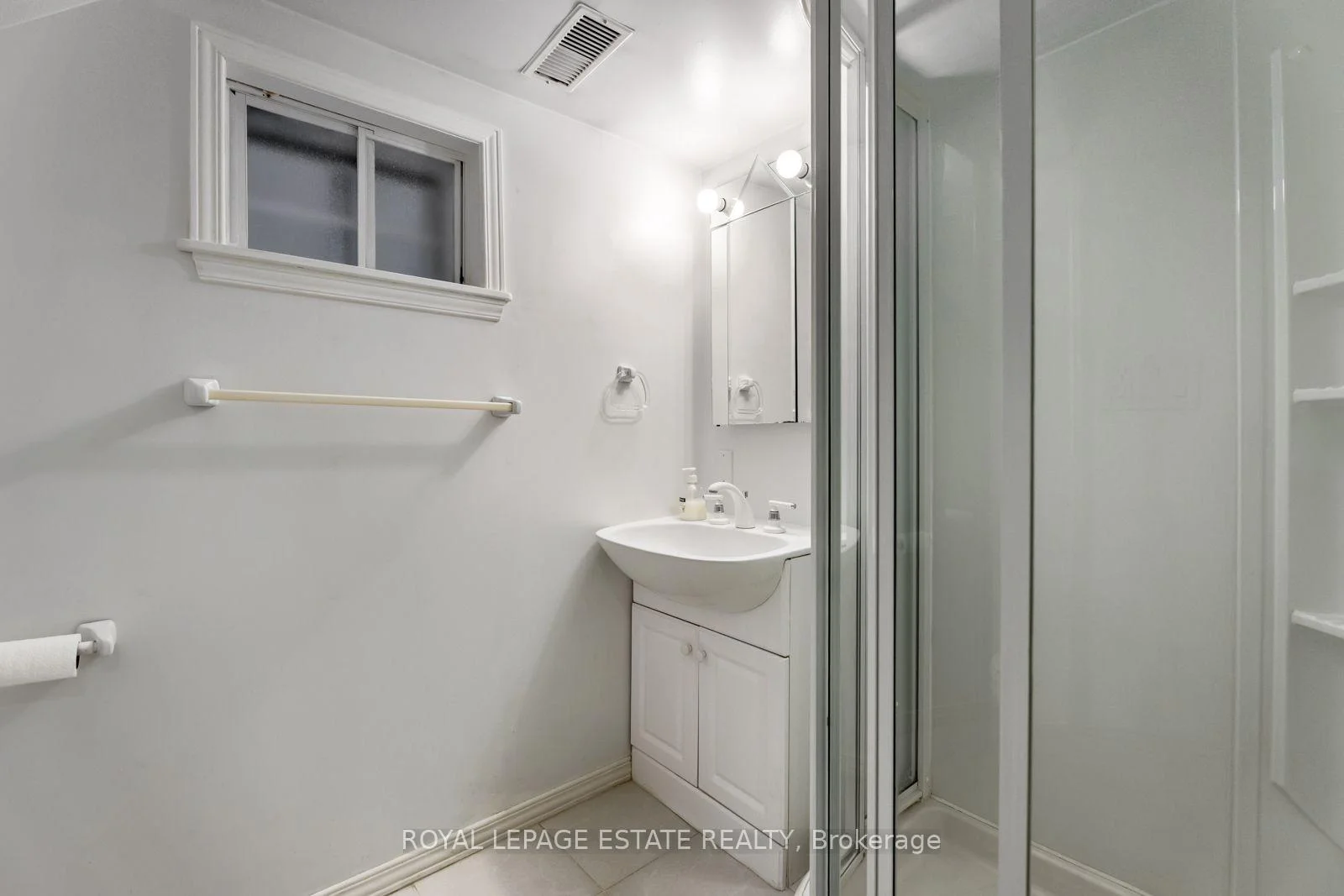 Photo 71 of 34 Bracken Avenue, Toronto, The Beaches — HOMEH