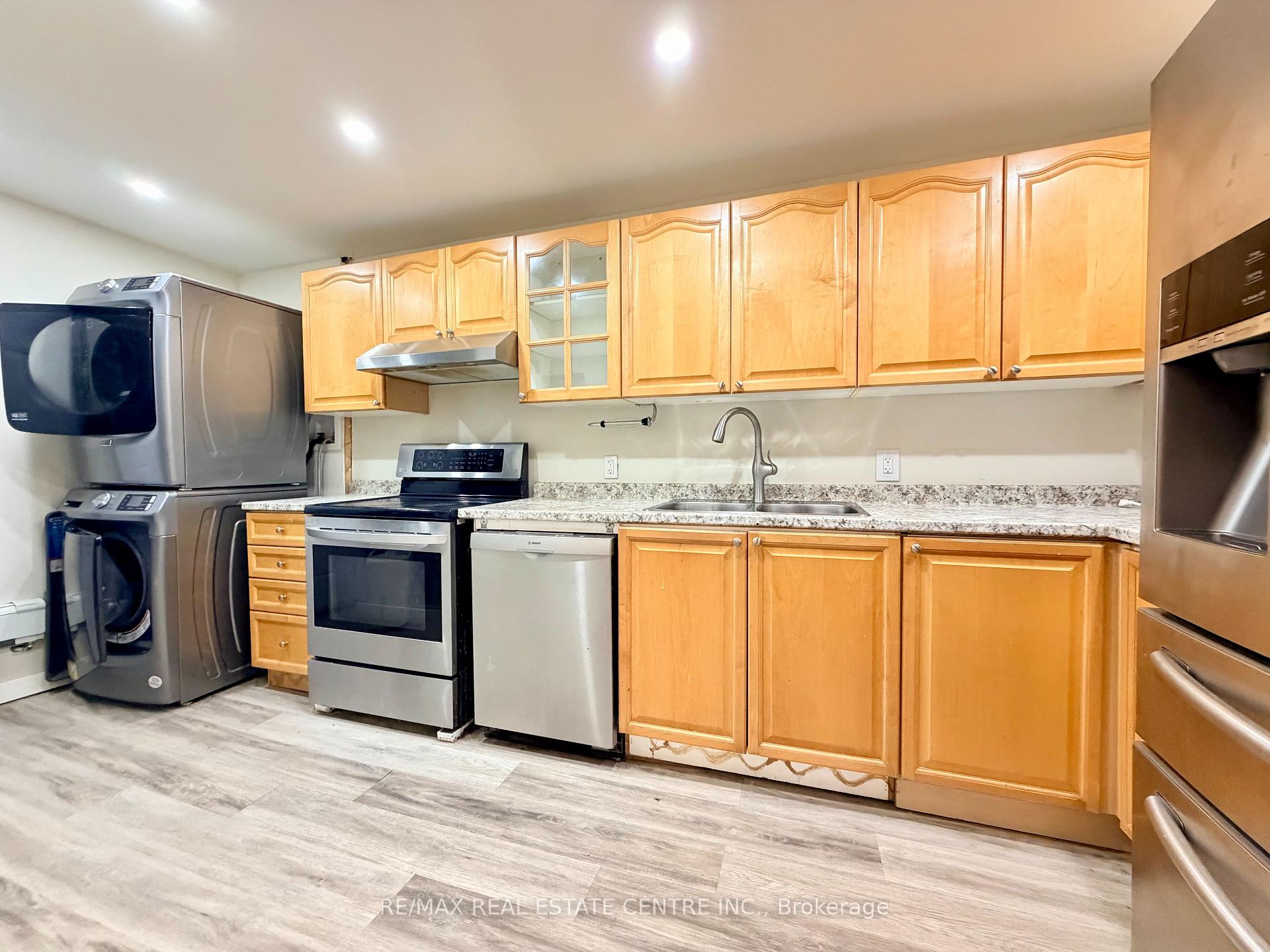 Photo 8 of 33 Evergreen Crescent, Wasaga Beach — HOMEH