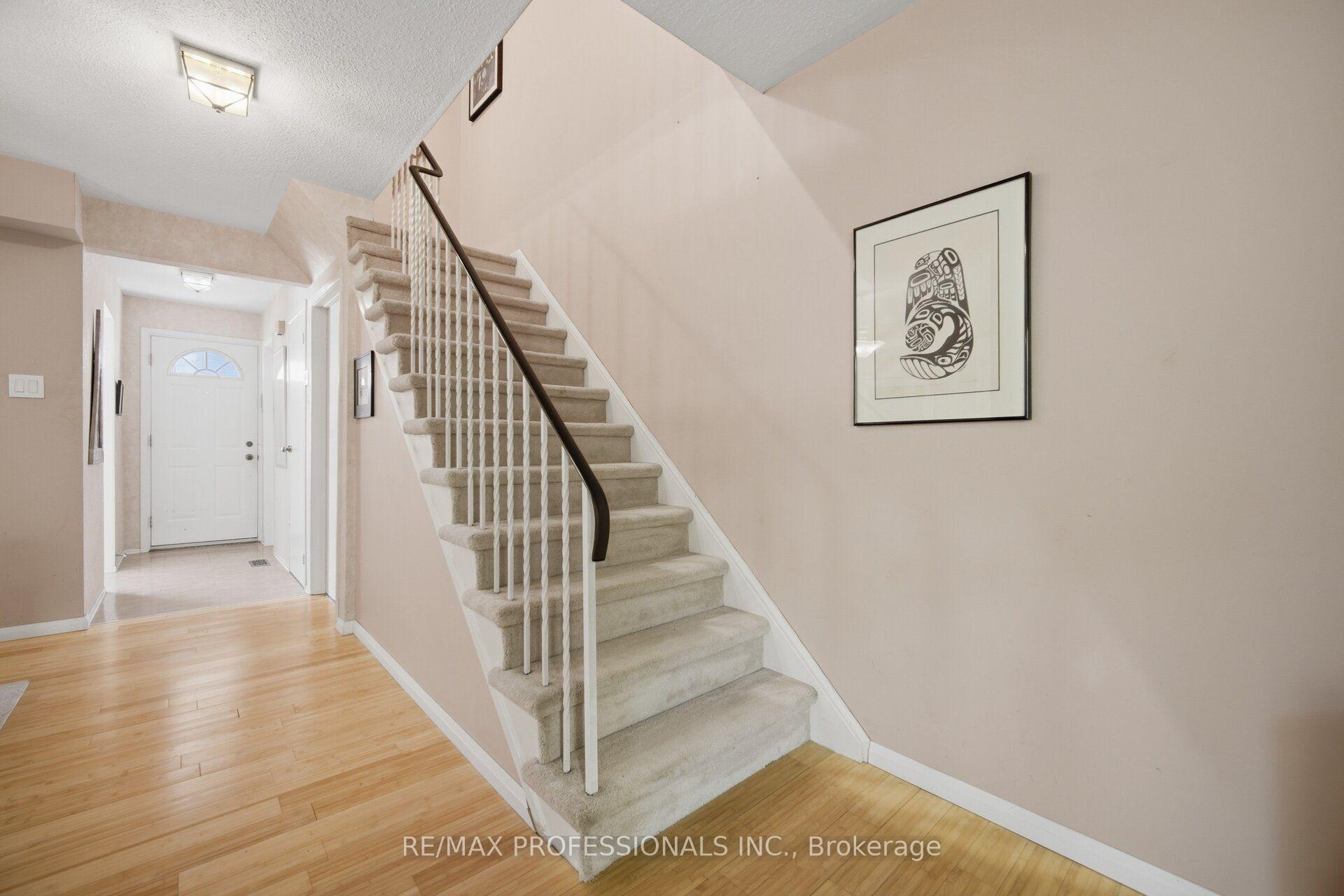 Photo 24 of Unit 94, 65 Old Burnhamthorpe Road, Etobicoke, Markland Wood — HOMEH
