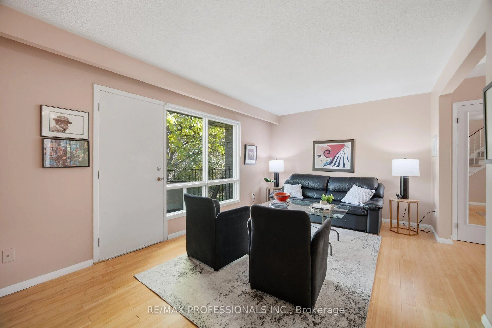 Photo 7 of Unit 94, 65 Old Burnhamthorpe Road, Etobicoke, Markland Wood — HOMEH