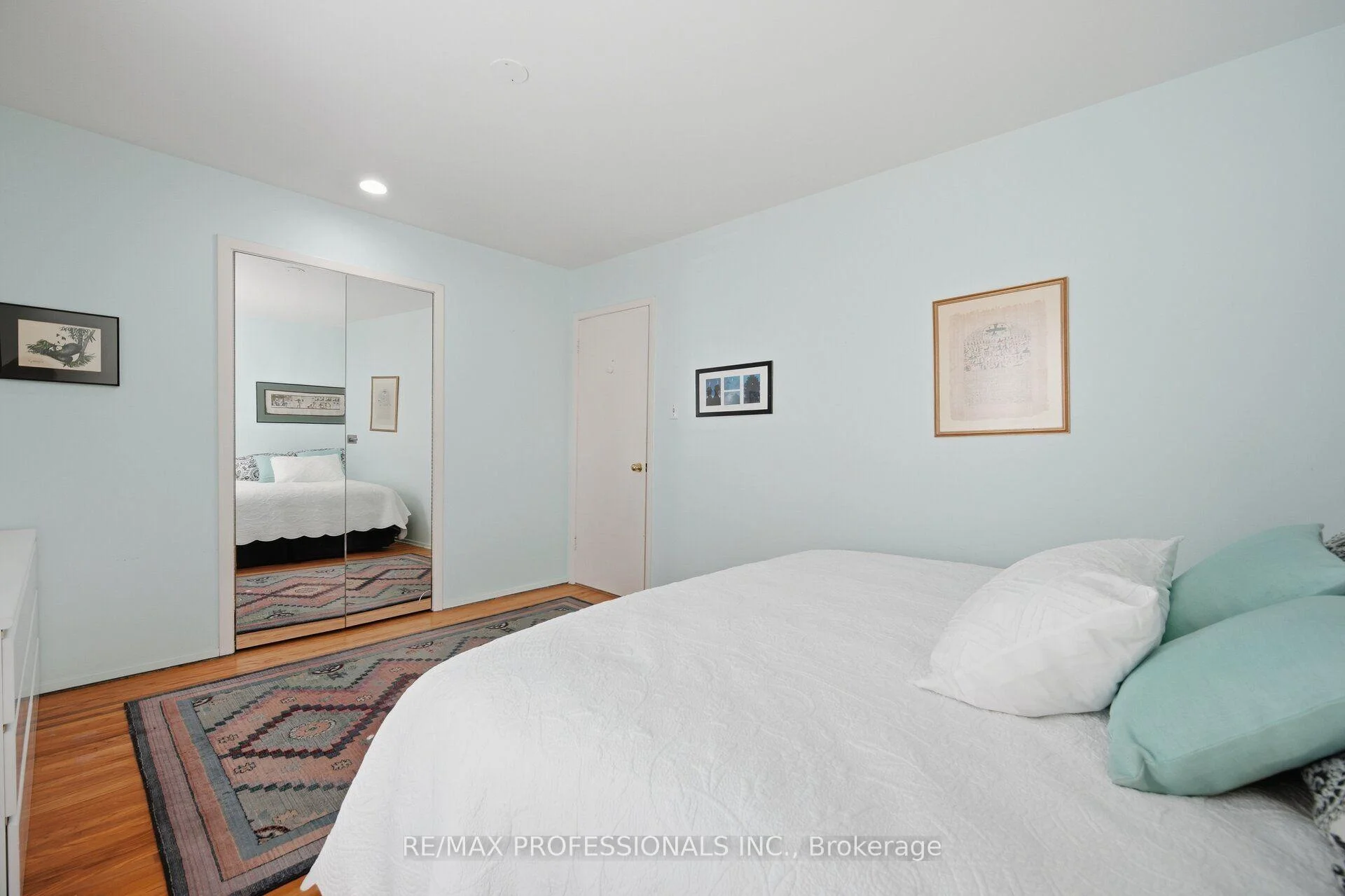 Photo 28 of Unit 94, 65 Old Burnhamthorpe Road, Etobicoke, Markland Wood — HOMEH