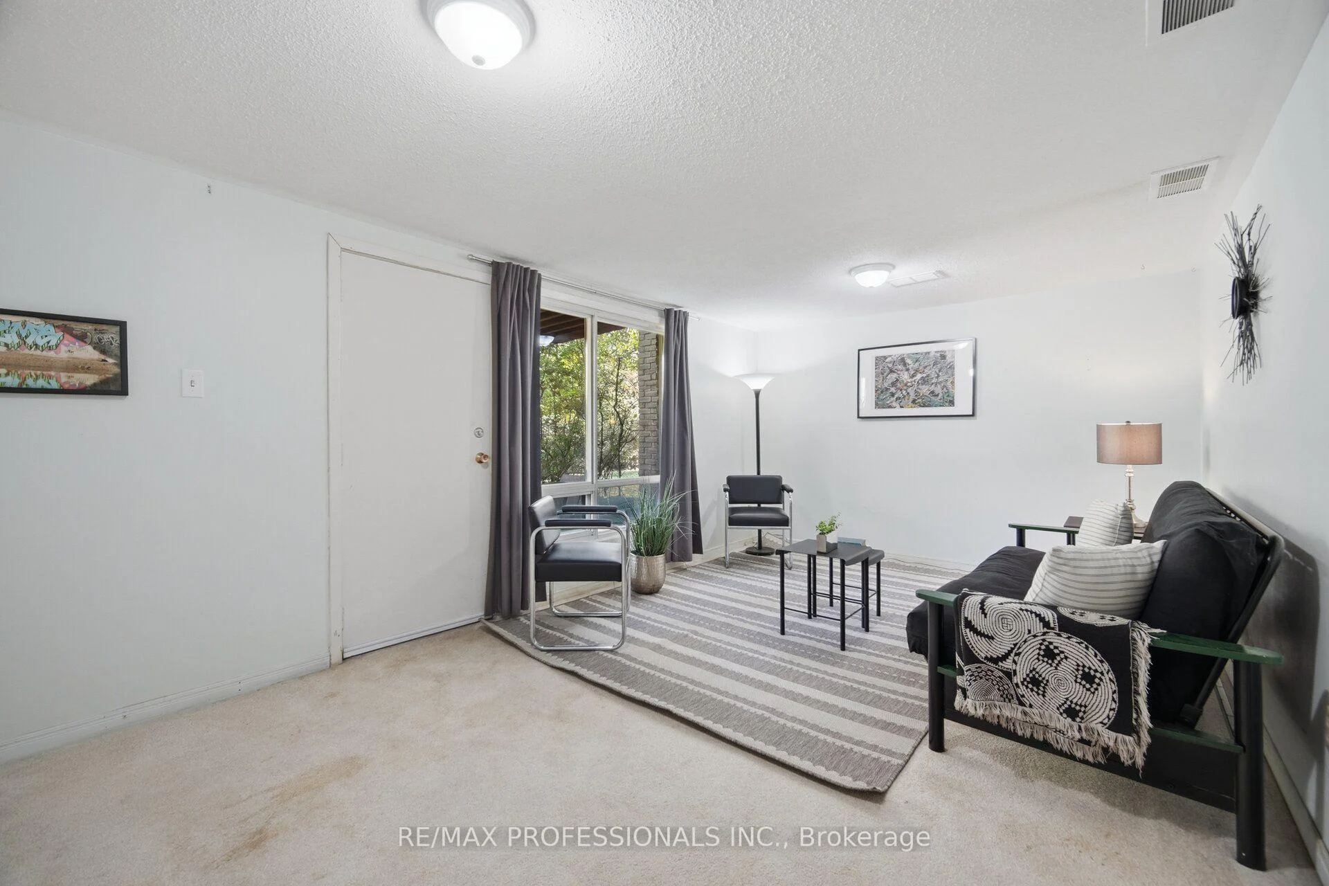 Photo 34 of Unit 94, 65 Old Burnhamthorpe Road, Etobicoke, Markland Wood — HOMEH