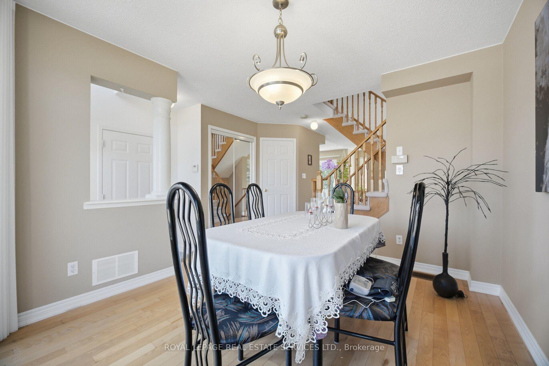 Photo 8 of 2194 Sutton Drive, Burlington, Orchard — HOMEH