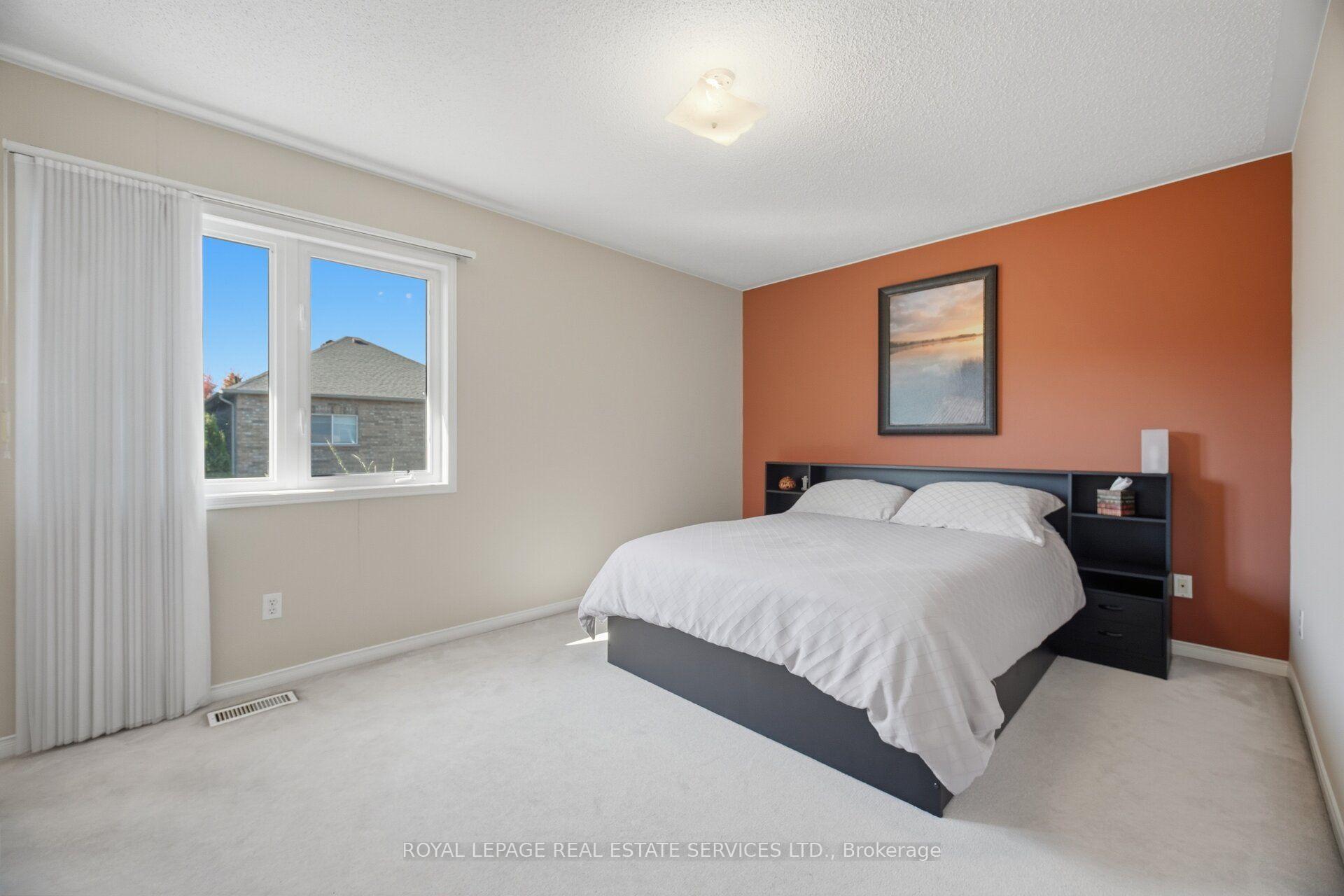 Photo 25 of 2194 Sutton Drive, Burlington, Orchard — HOMEH