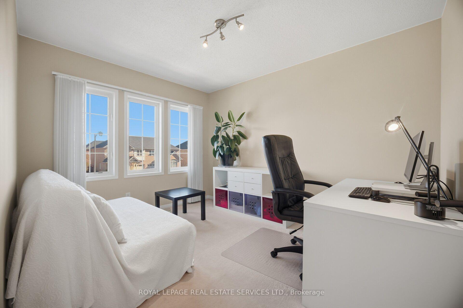 Photo 31 of 2194 Sutton Drive, Burlington, Orchard — HOMEH