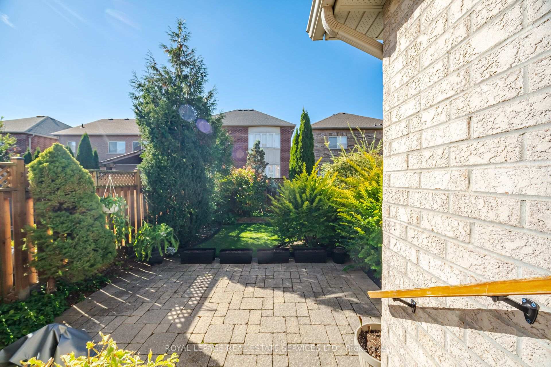 Photo 34 of 2194 Sutton Drive, Burlington, Orchard — HOMEH