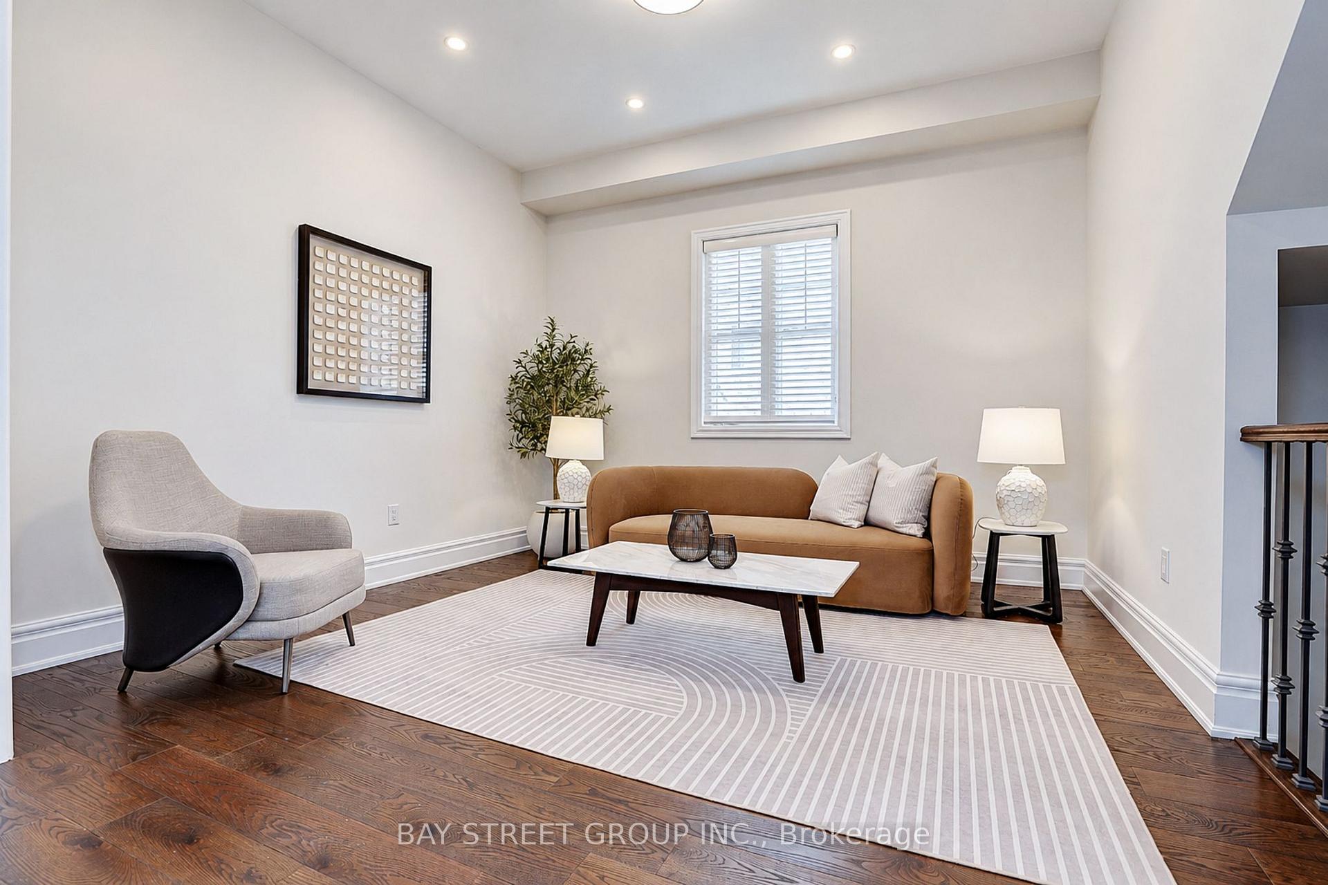 Photo 12 of 11 Leary Crescent, Richmond Hill, Westbrook — HOMEH