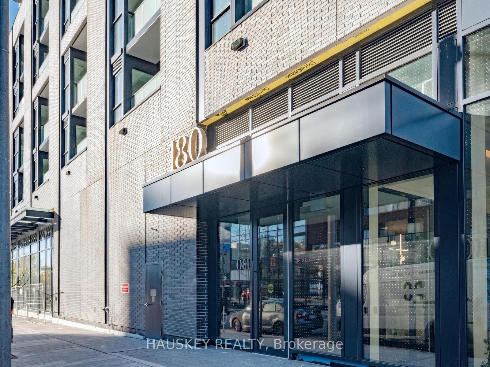Photo 2 of Unit 603, 180 Alberta Avenue, Toronto, Oakwood Village — HOMEH