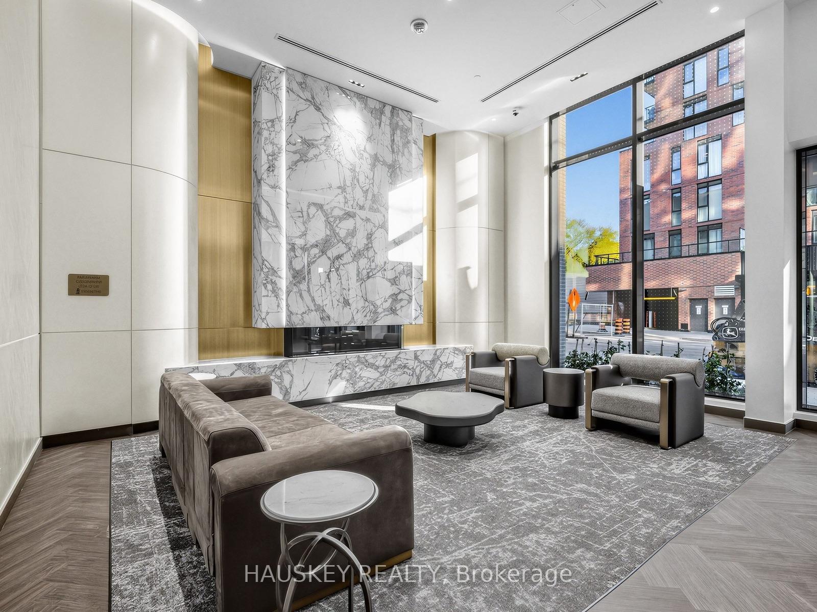 Photo 3 of Unit 603, 180 Alberta Avenue, Toronto, Oakwood Village — HOMEH
