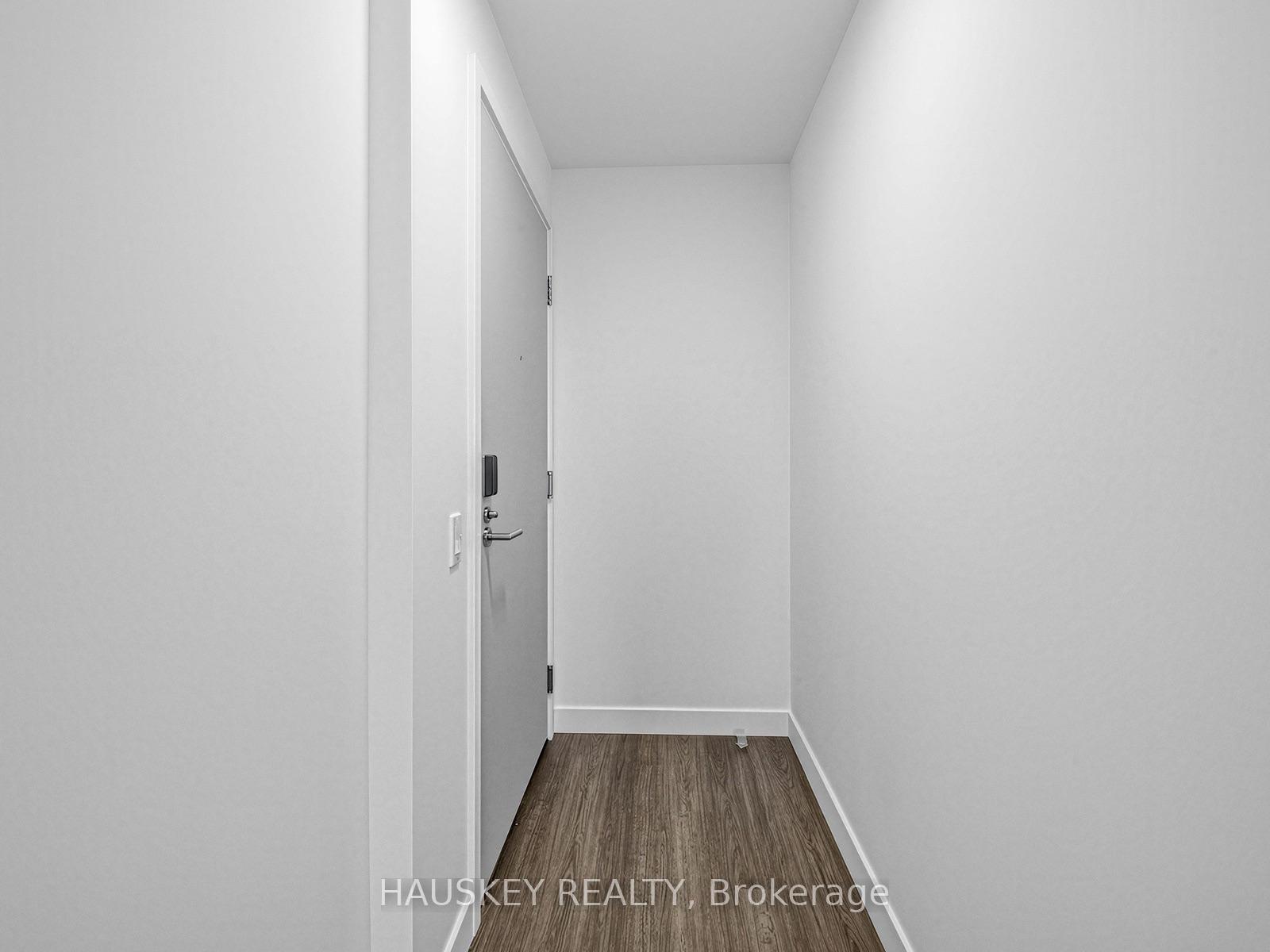 Photo 4 of Unit 603, 180 Alberta Avenue, Toronto, Oakwood Village — HOMEH