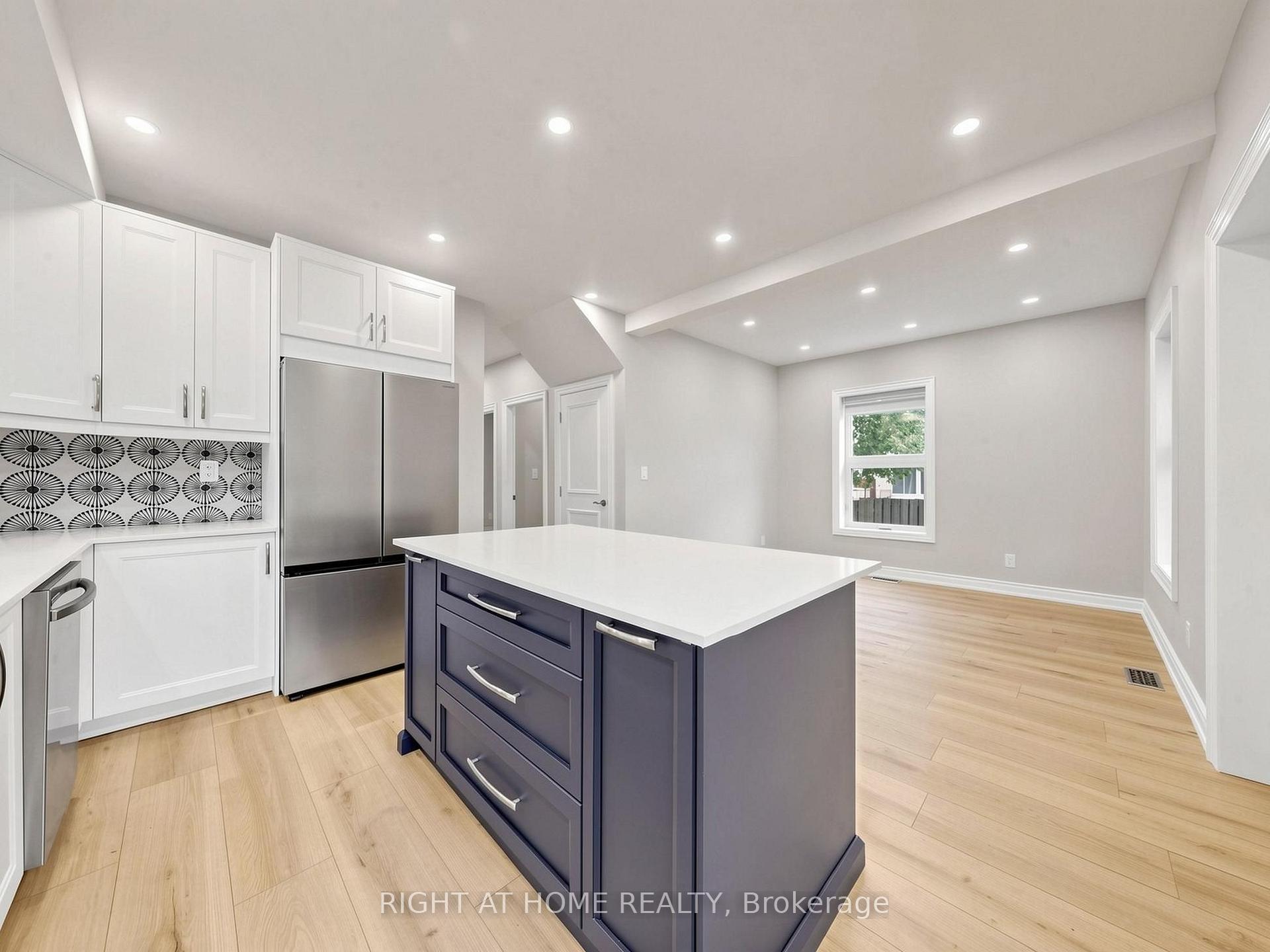 Photo 8 of 97 Park Road N, Oshawa, McLaughlin — HOMEH