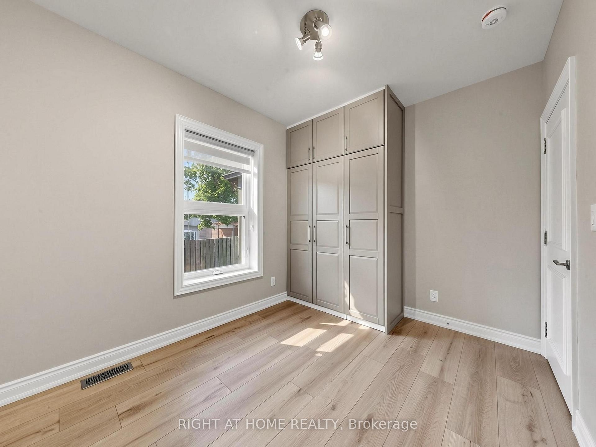 Photo 13 of 97 Park Road N, Oshawa, McLaughlin — HOMEH