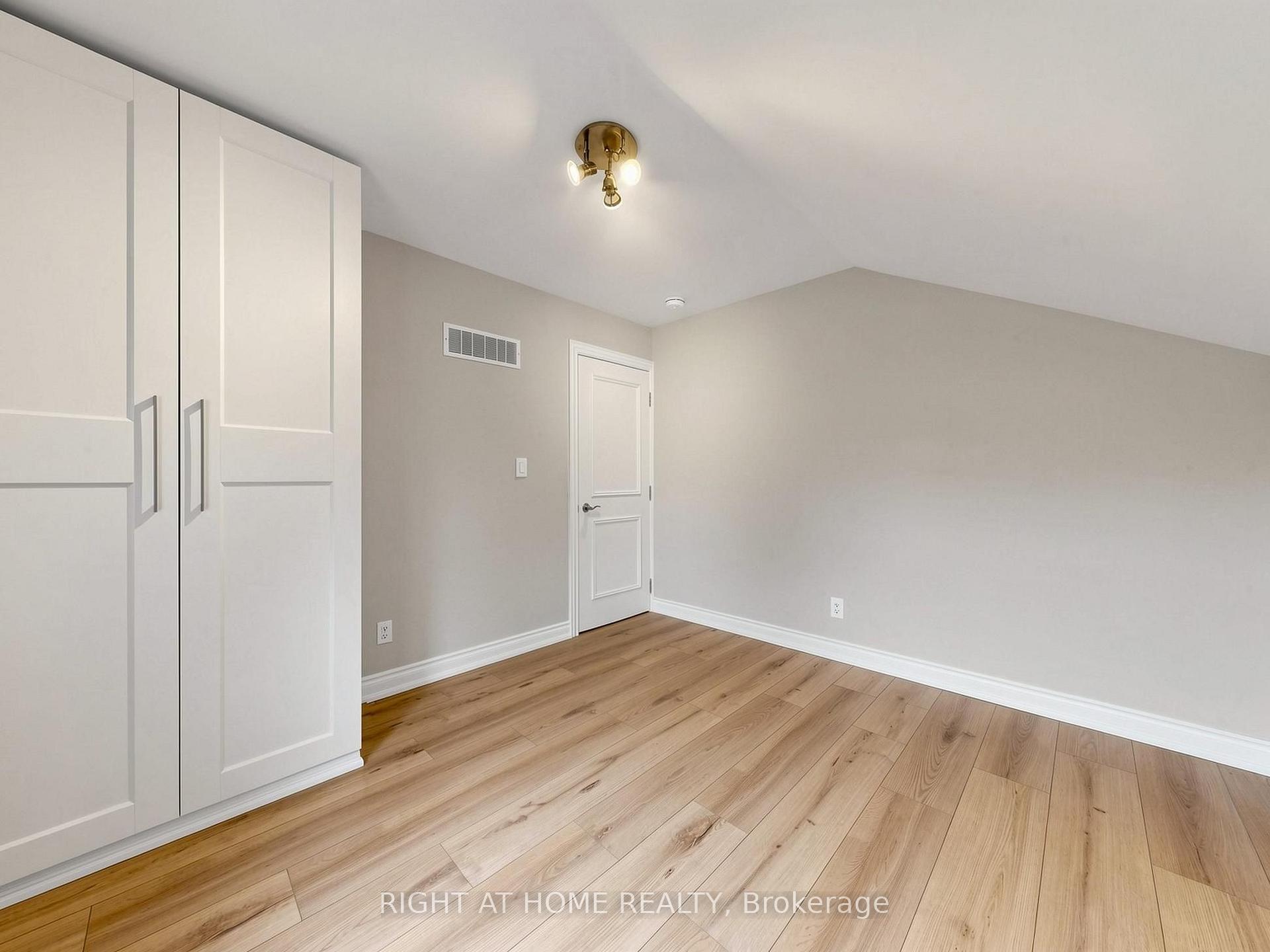 Photo 22 of 97 Park Road N, Oshawa, McLaughlin — HOMEH