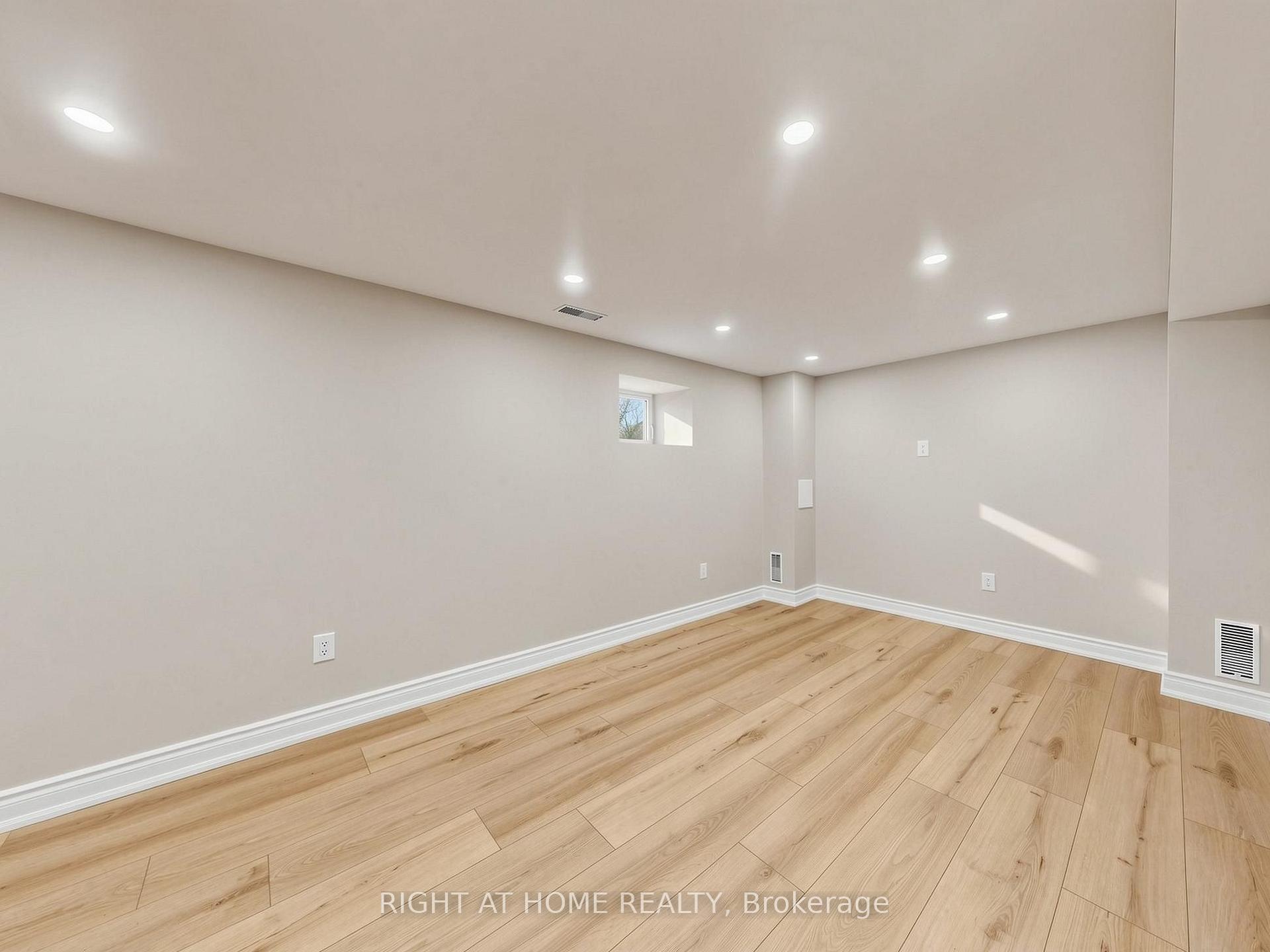 Photo 30 of 97 Park Road N, Oshawa, McLaughlin — HOMEH