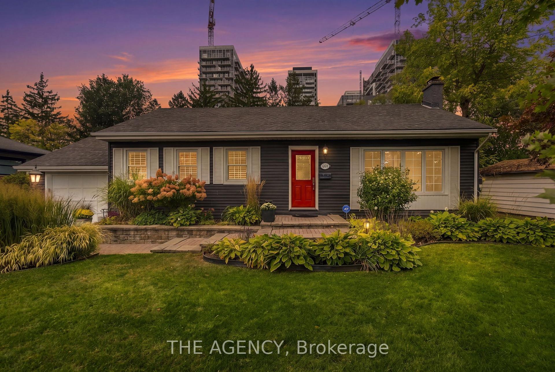 Photo 3 of 2101 Edinburgh Drive, Burlington, Brant — HOMEH