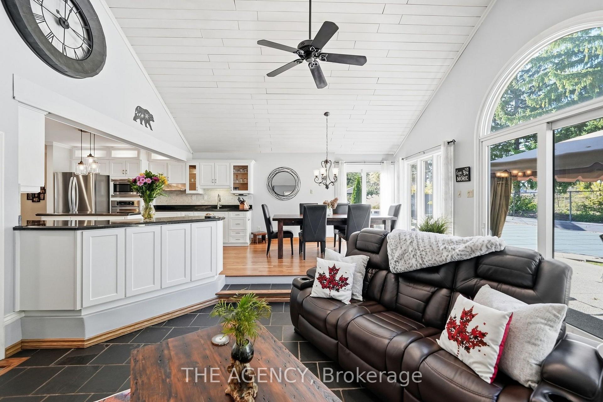 Photo 12 of 2101 Edinburgh Drive, Burlington, Brant — HOMEH