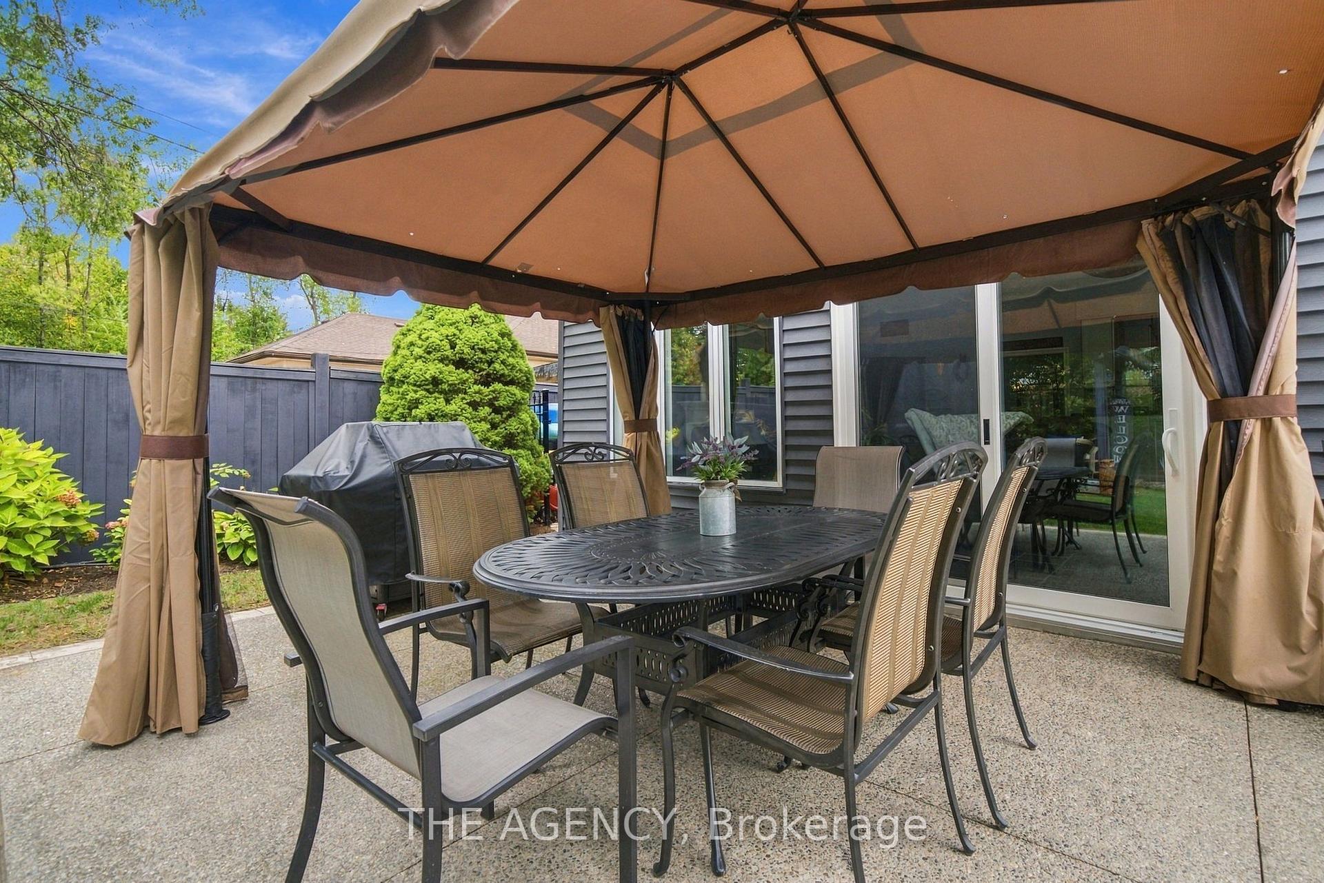 Photo 36 of 2101 Edinburgh Drive, Burlington, Brant — HOMEH