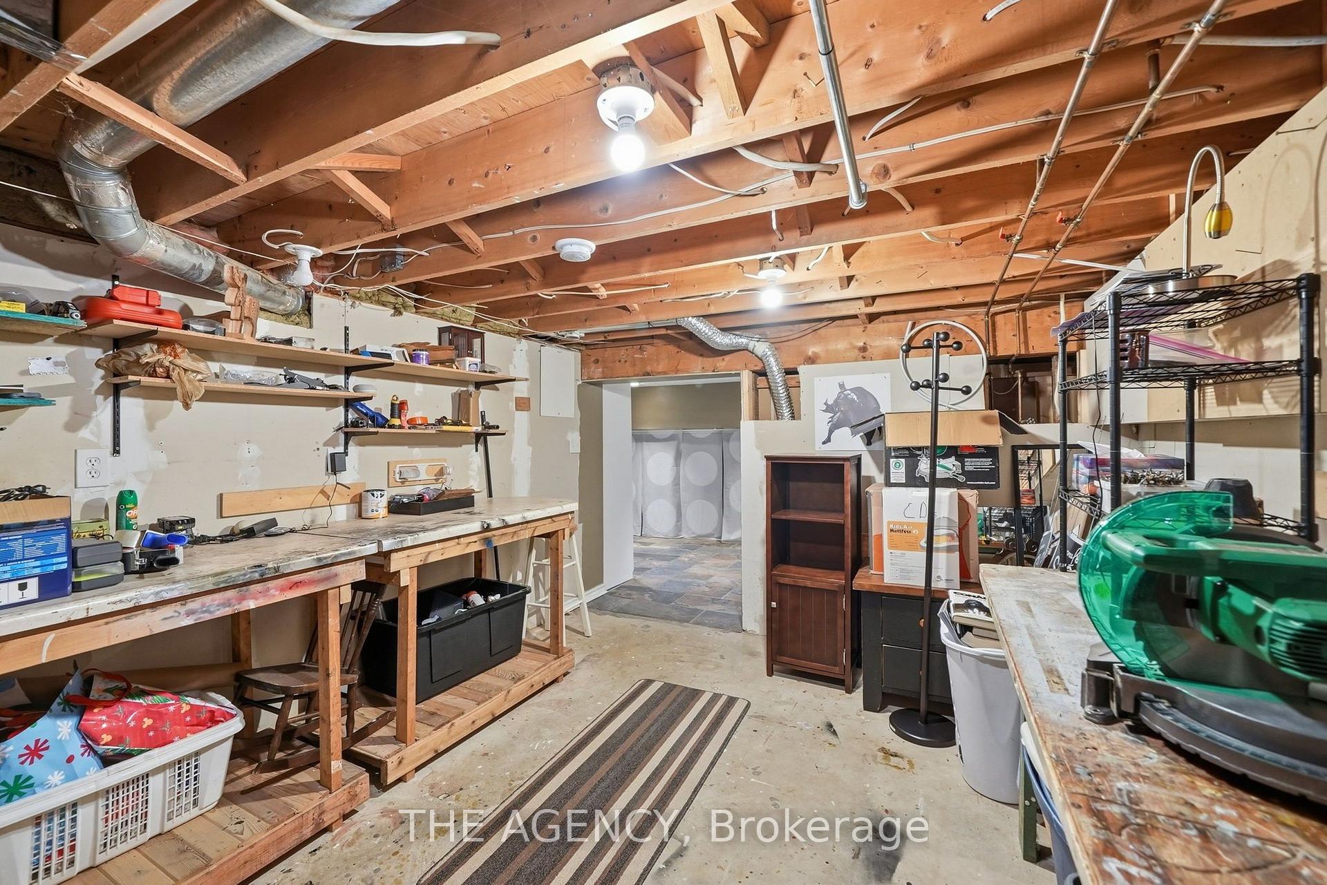 Photo 40 of 2101 Edinburgh Drive, Burlington, Brant — HOMEH