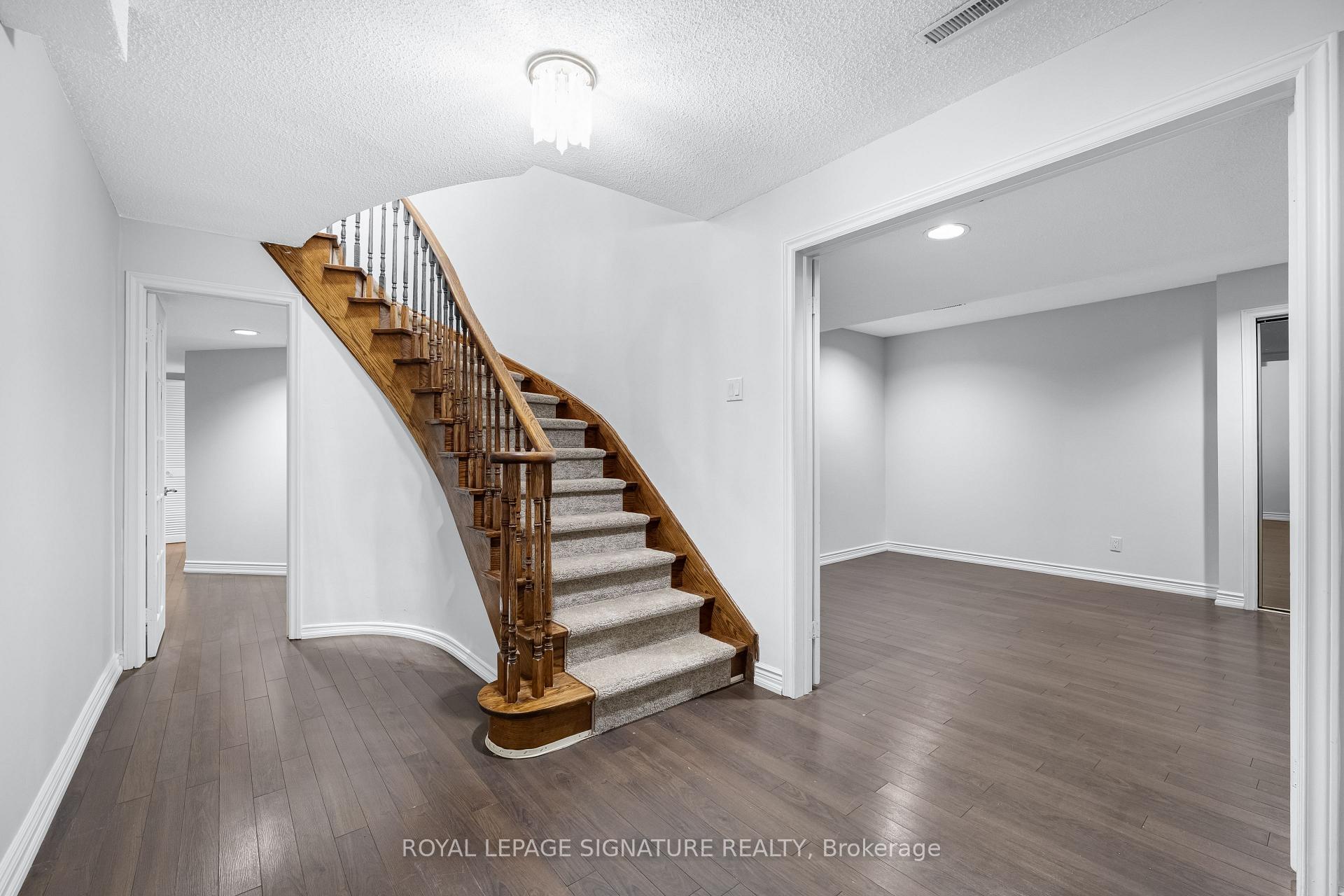 Photo 28 of 5 Patrick Boulevard, North York, Pleasant View — HOMEH
